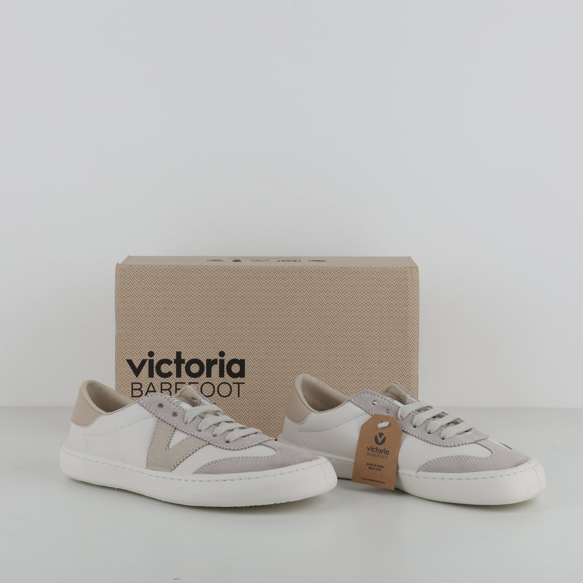 Trainers , Shoe Size 37