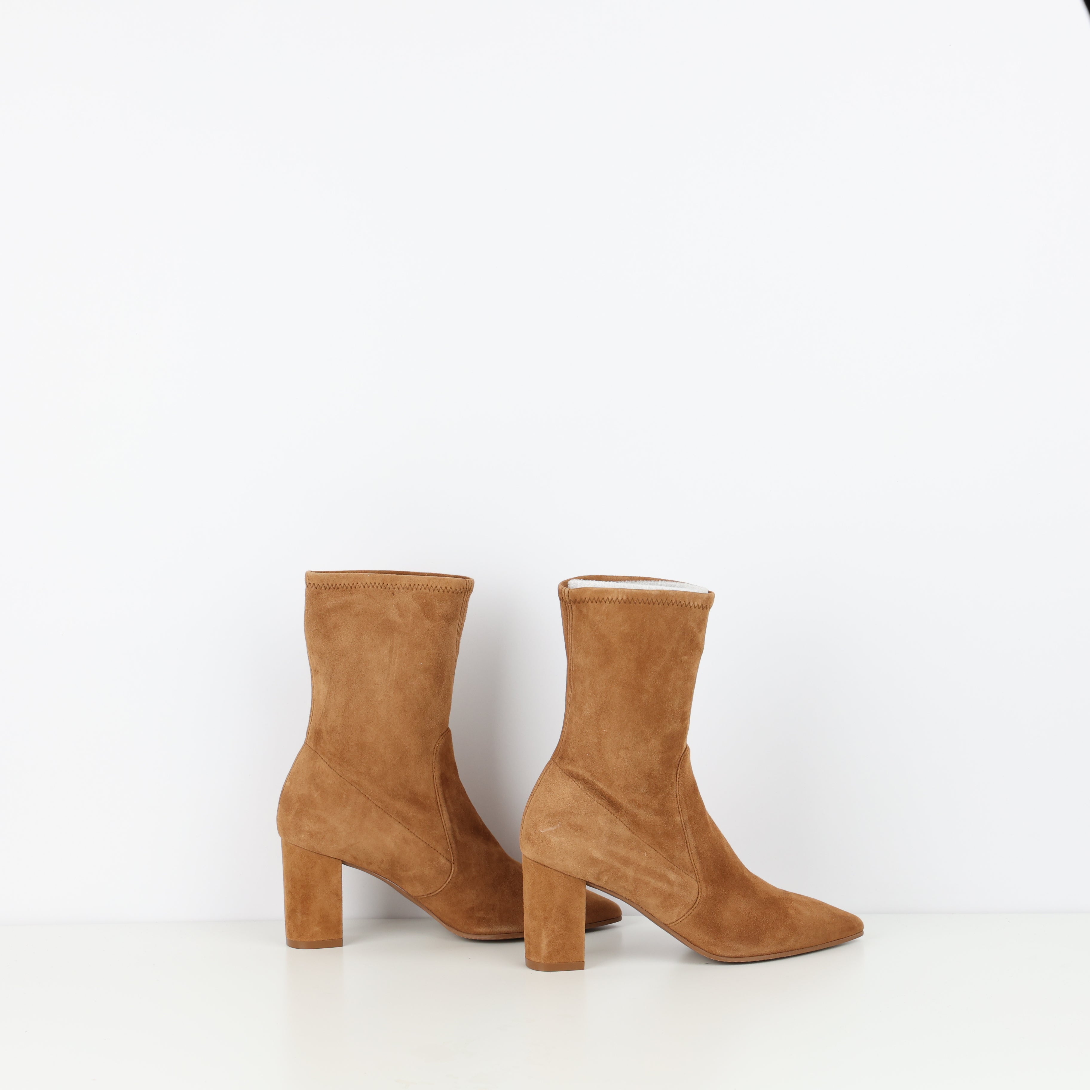 Boots , Shoe Size 37