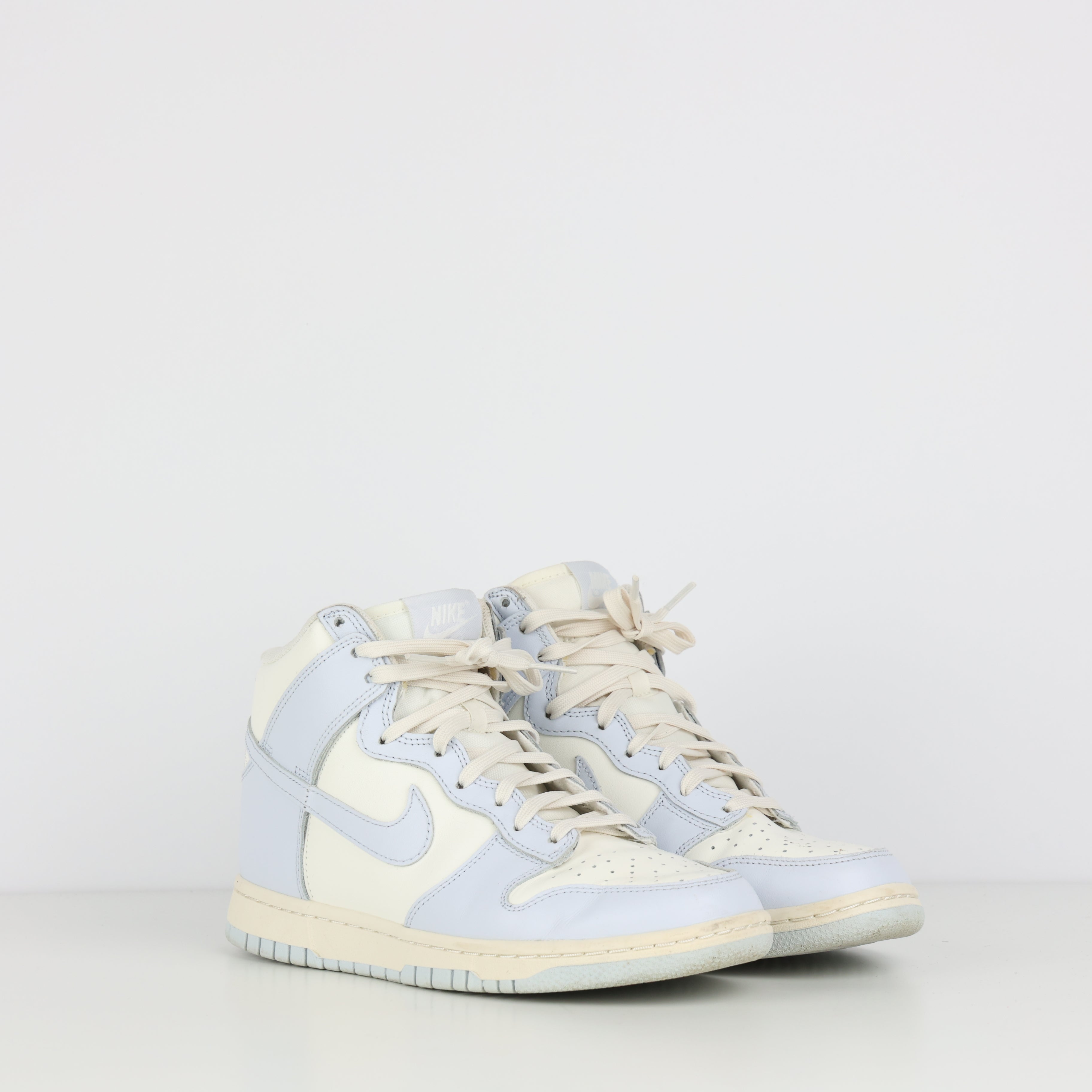 Trainers , Shoe Size 39