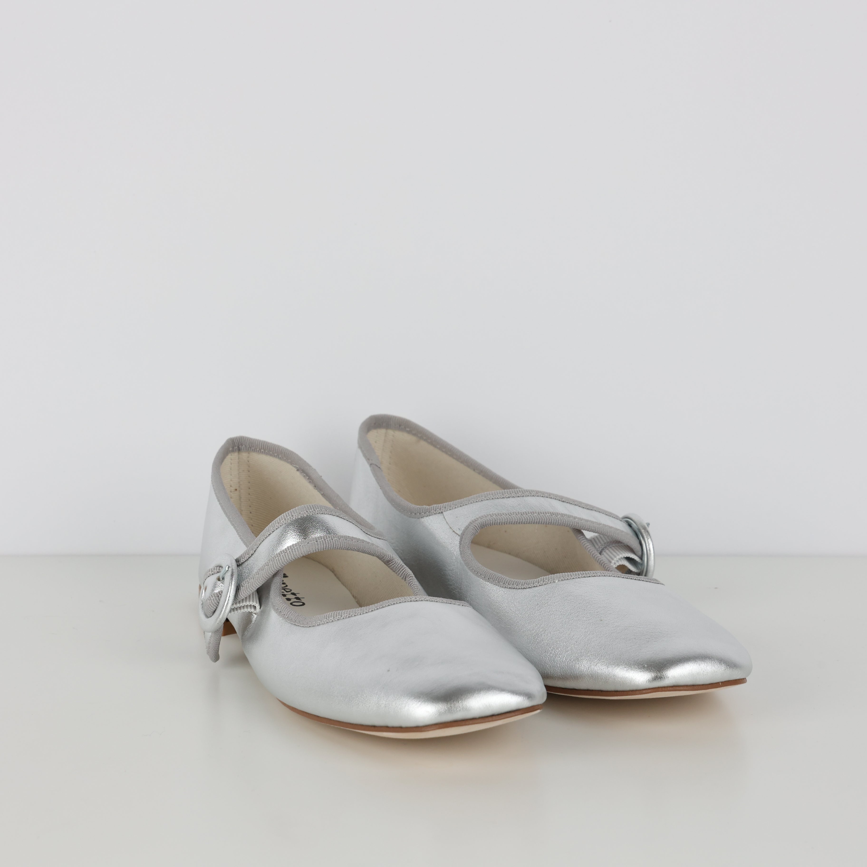 Flats, Shoe Size 39