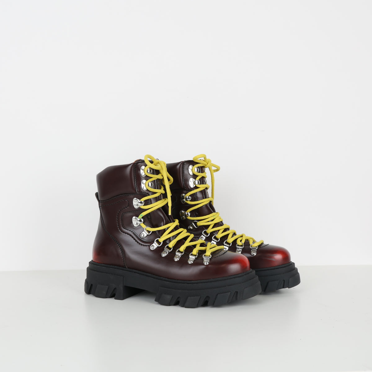 Boots , Shoe Size 40