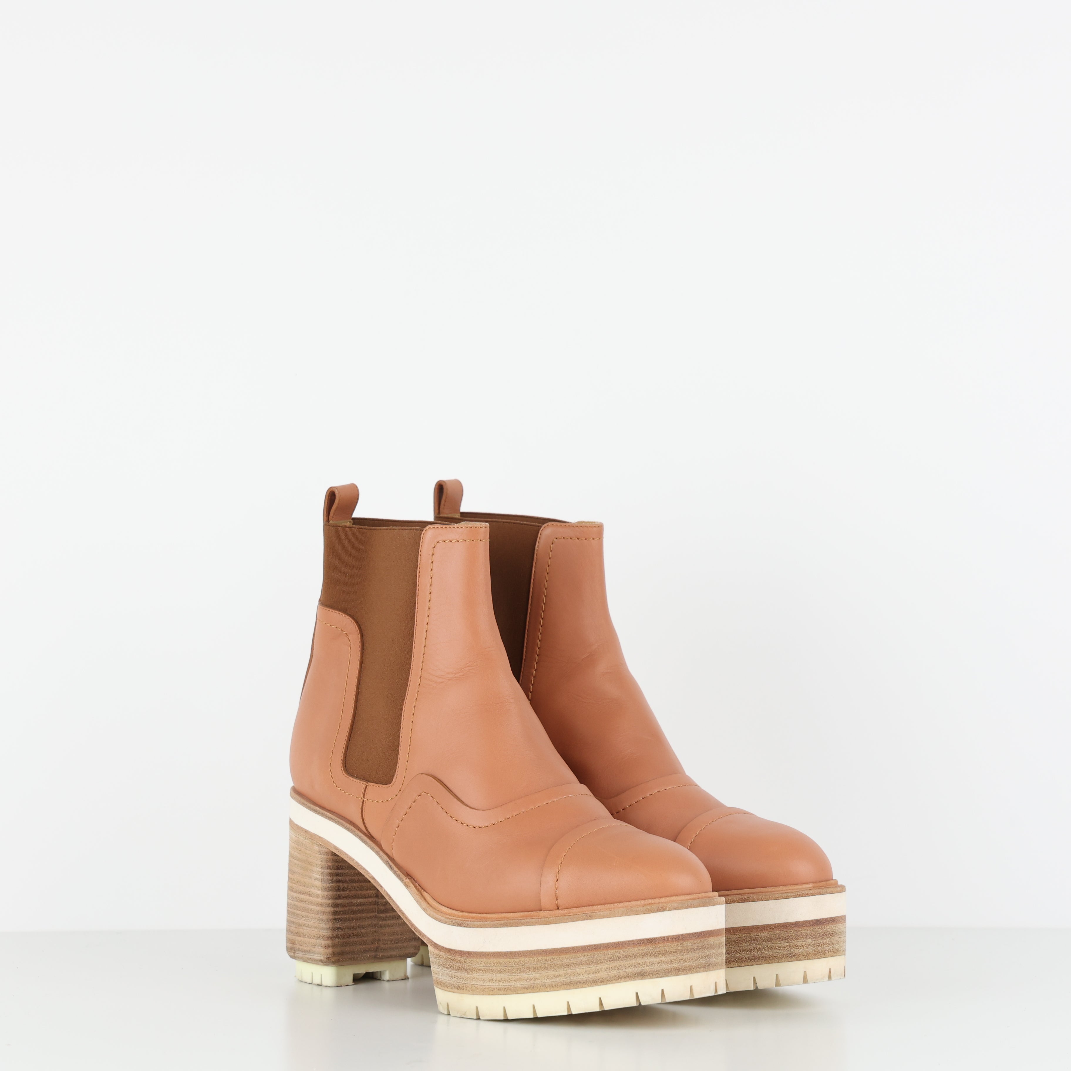 Boots , Shoe Size 39