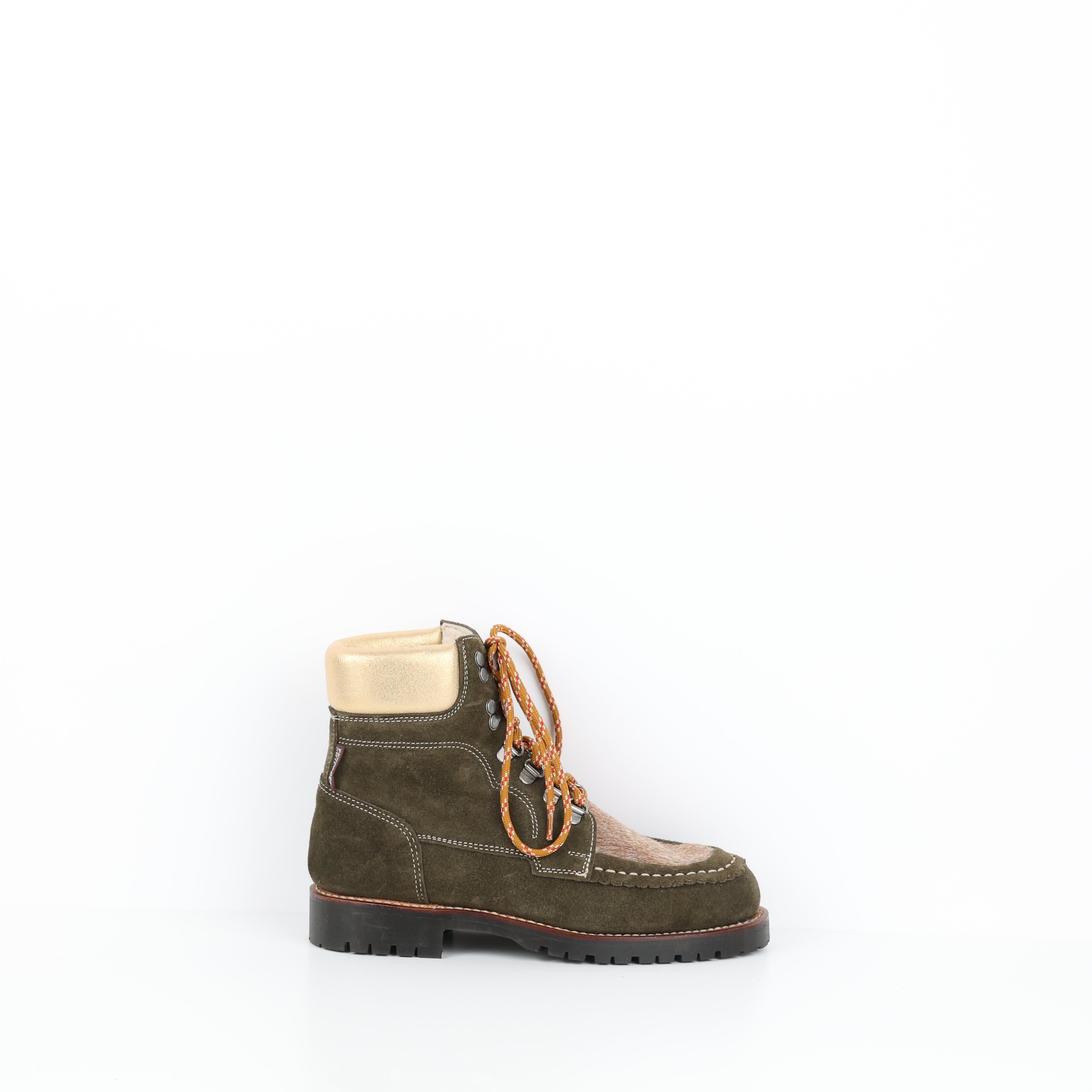 Boots , Shoe Size 37