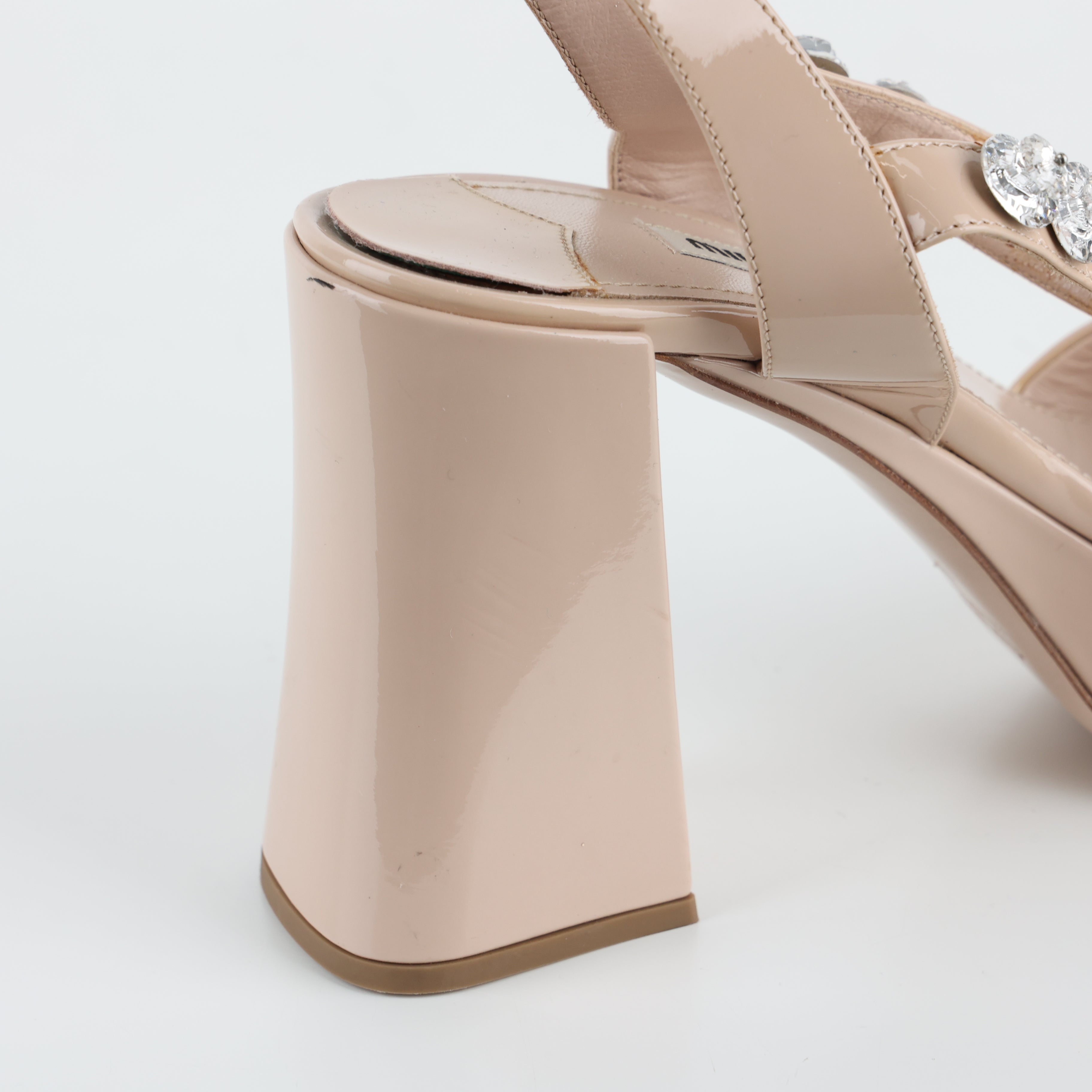 Heels , Shoe Size 39