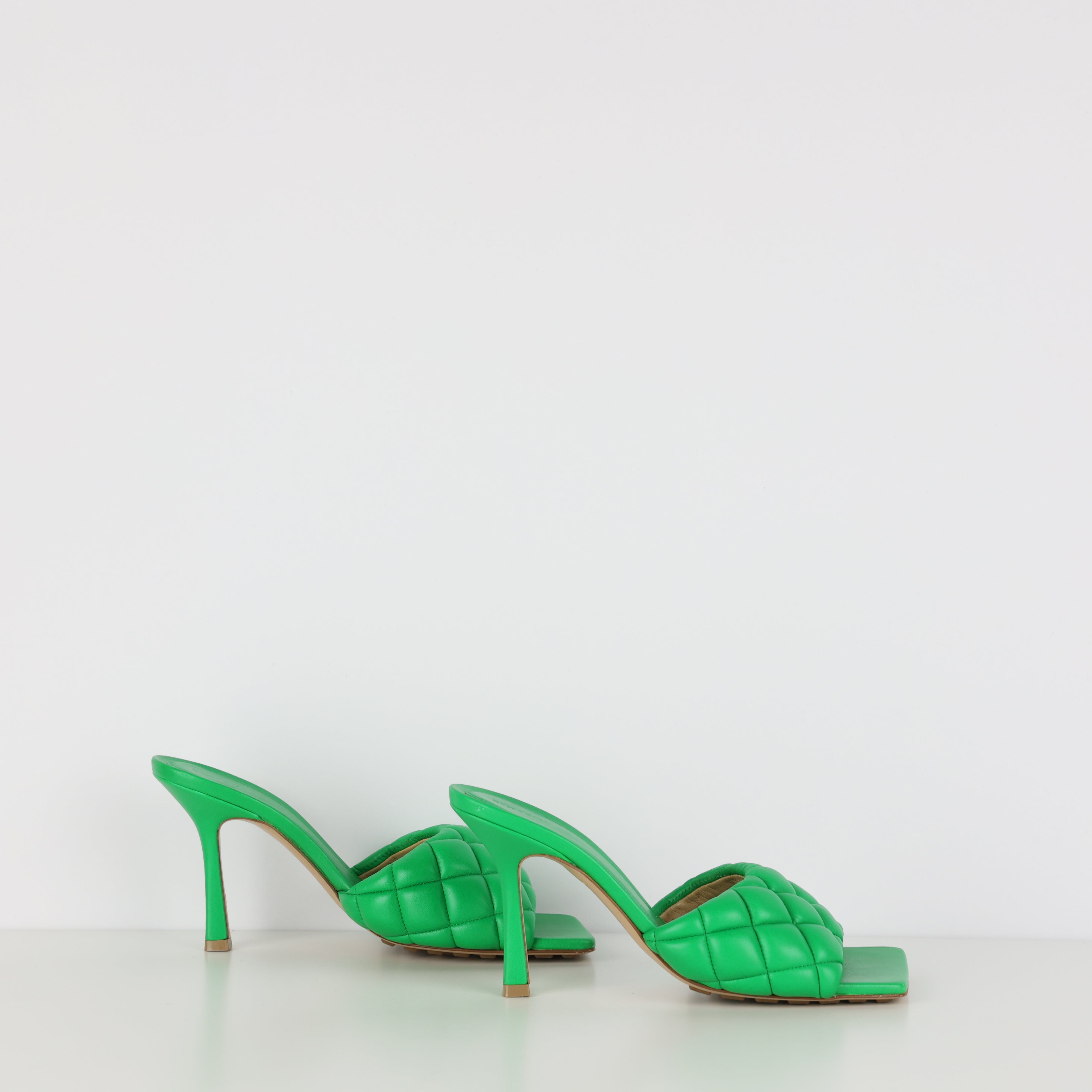 Heels , Shoe Size 37