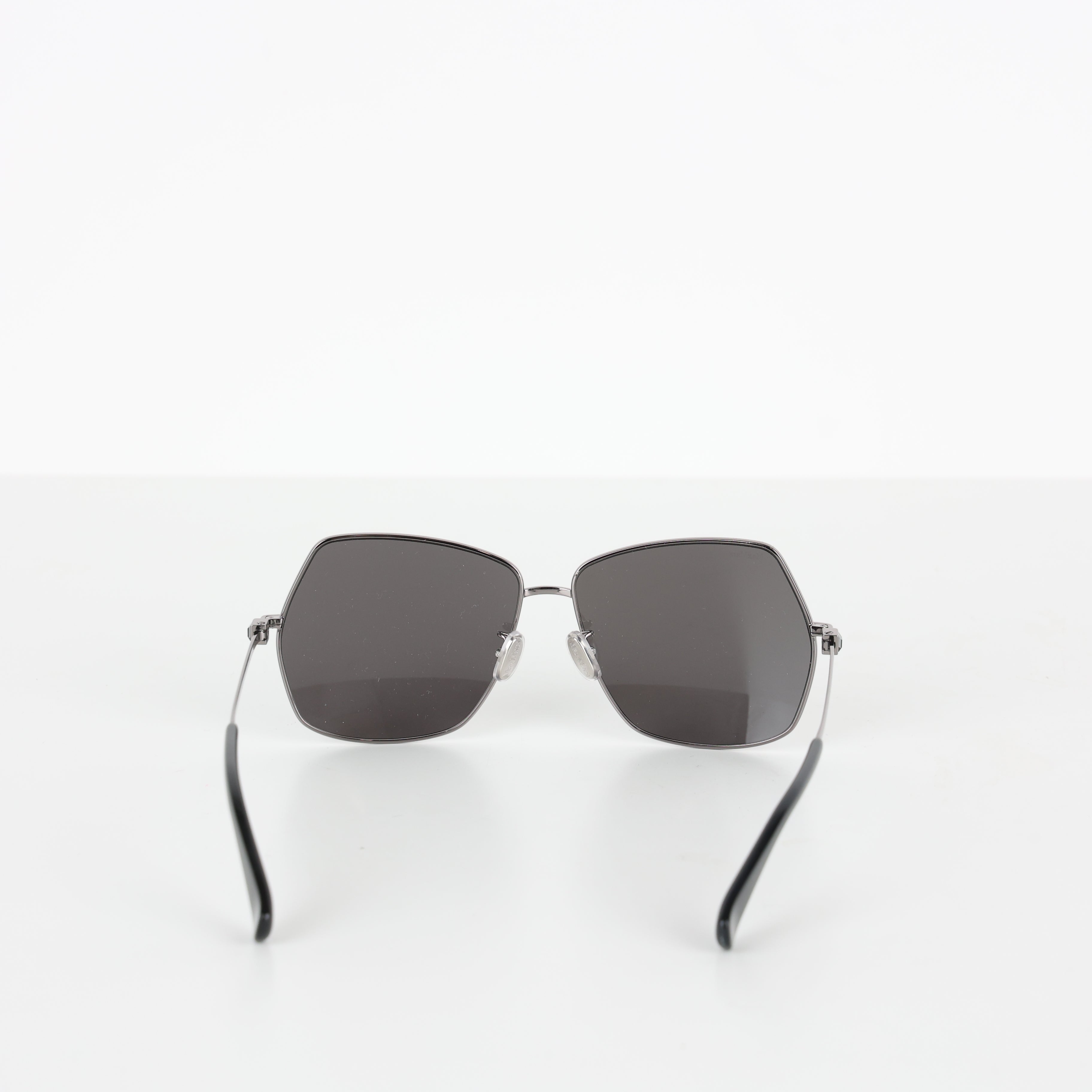 Sunglasses, UK Size One Size