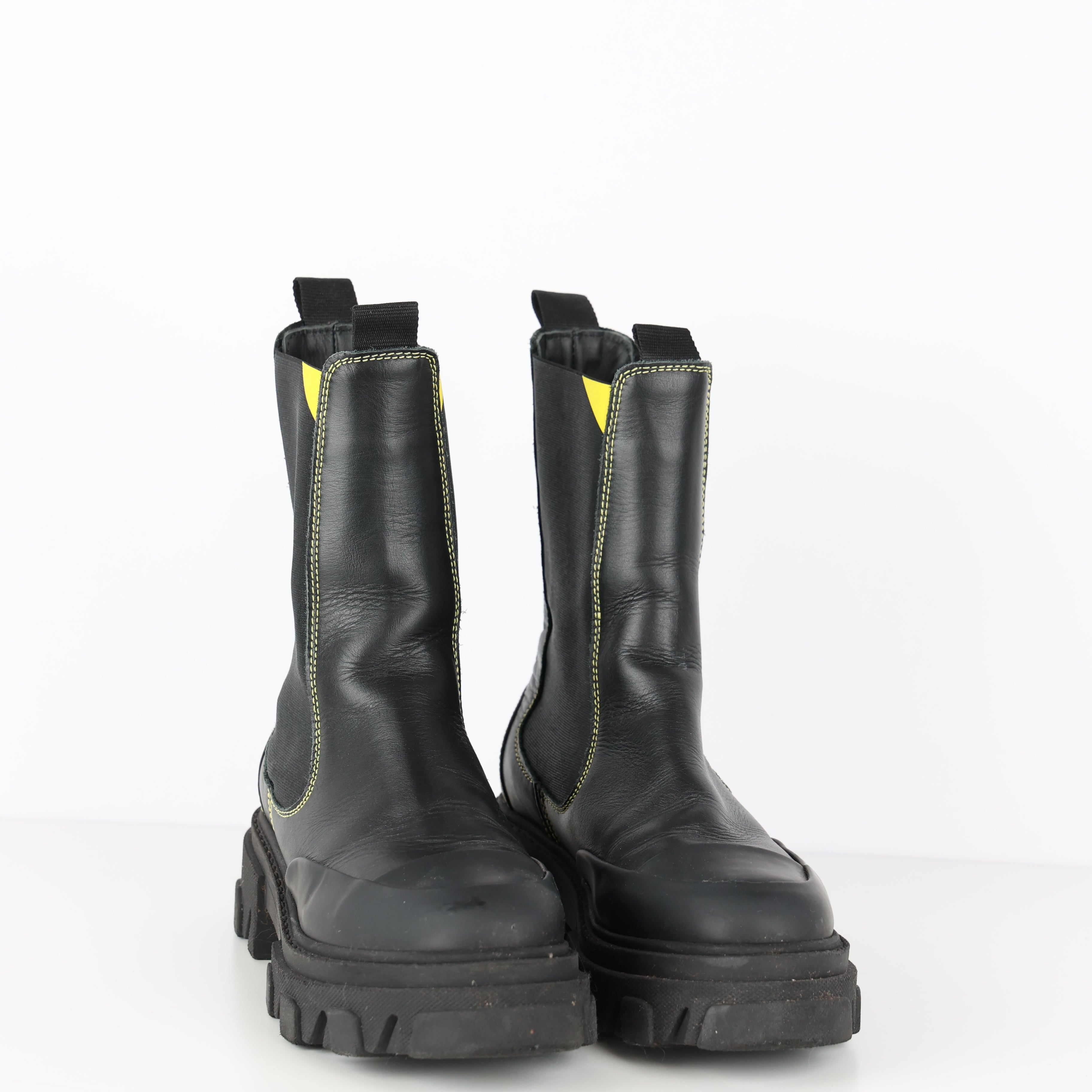 Boots , Shoe Size 40