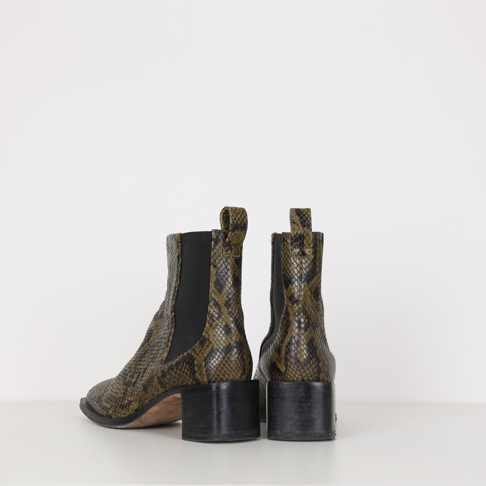 Boots , Shoe Size 39.5