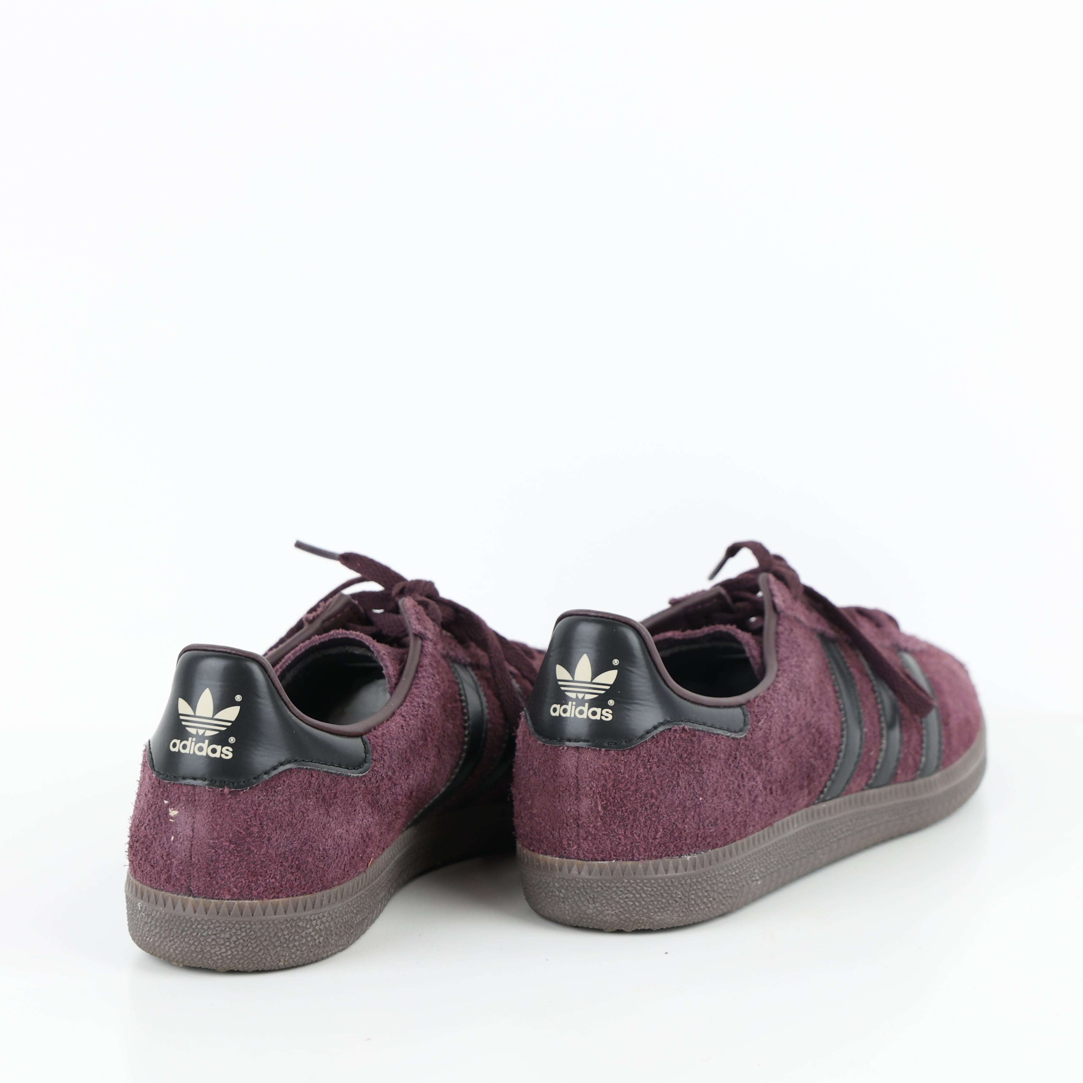 Trainers , Shoe Size 39