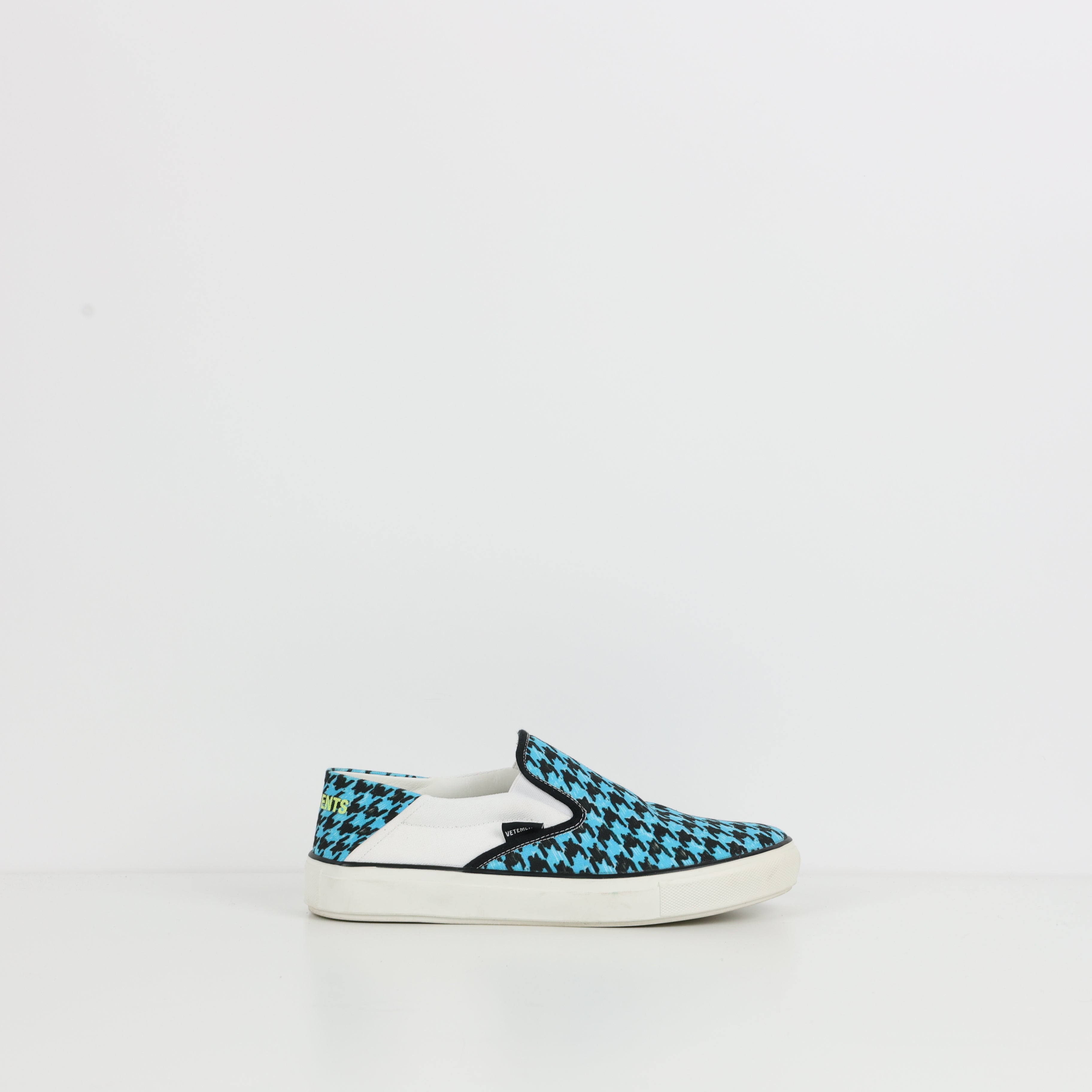 Trainers, Shoe Size 39