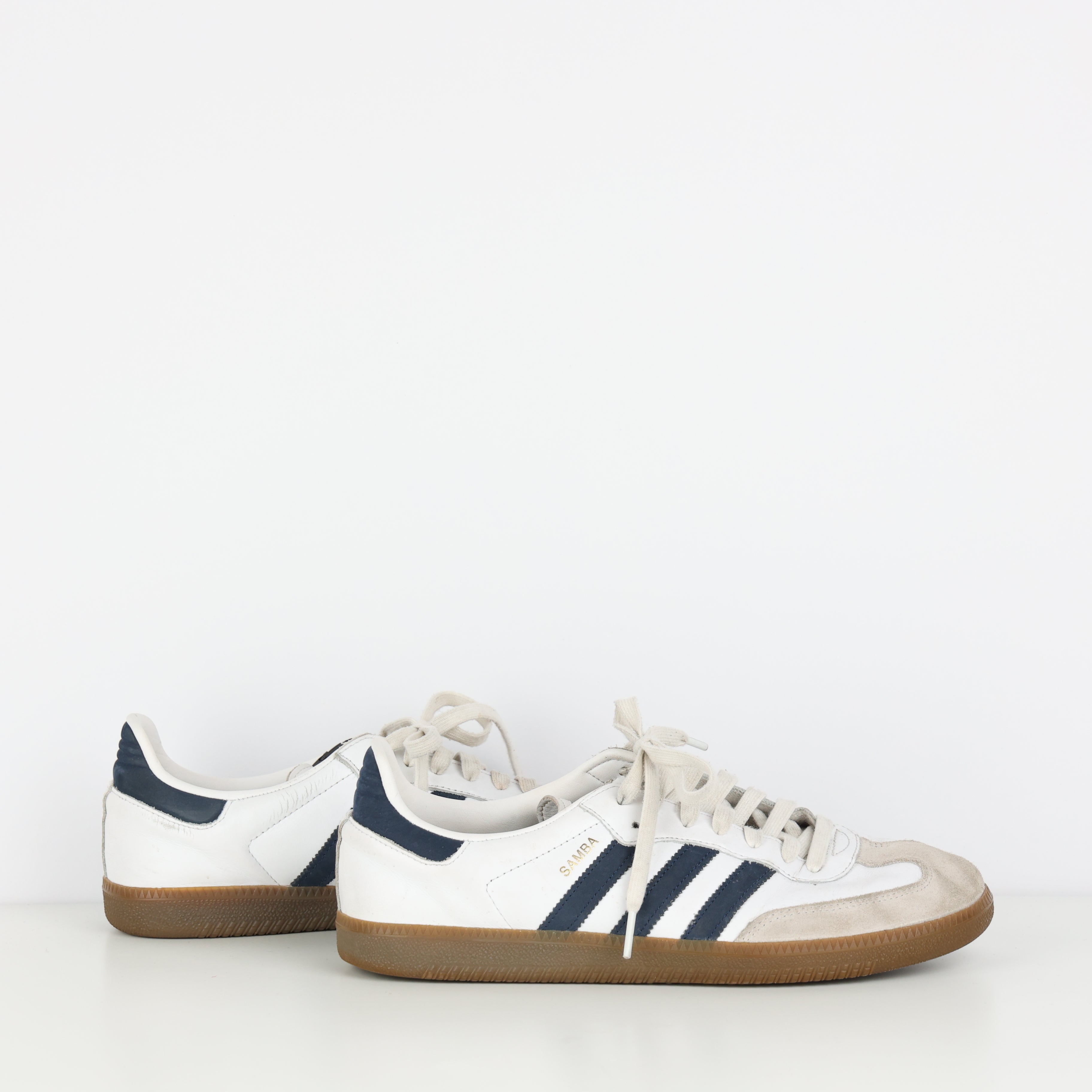 Trainers , Shoe Size 42