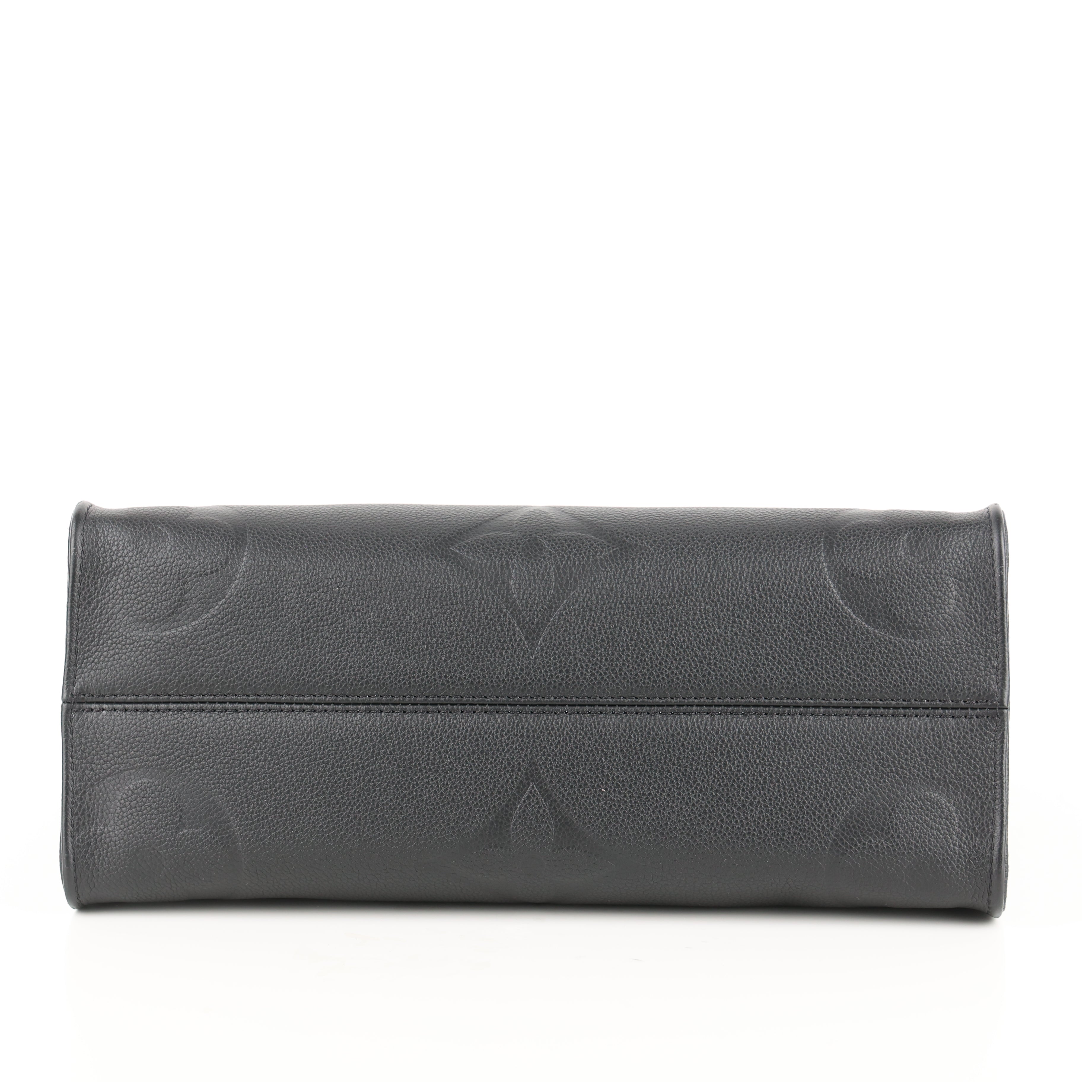 Louis Vuitton, OnTheGo Bag