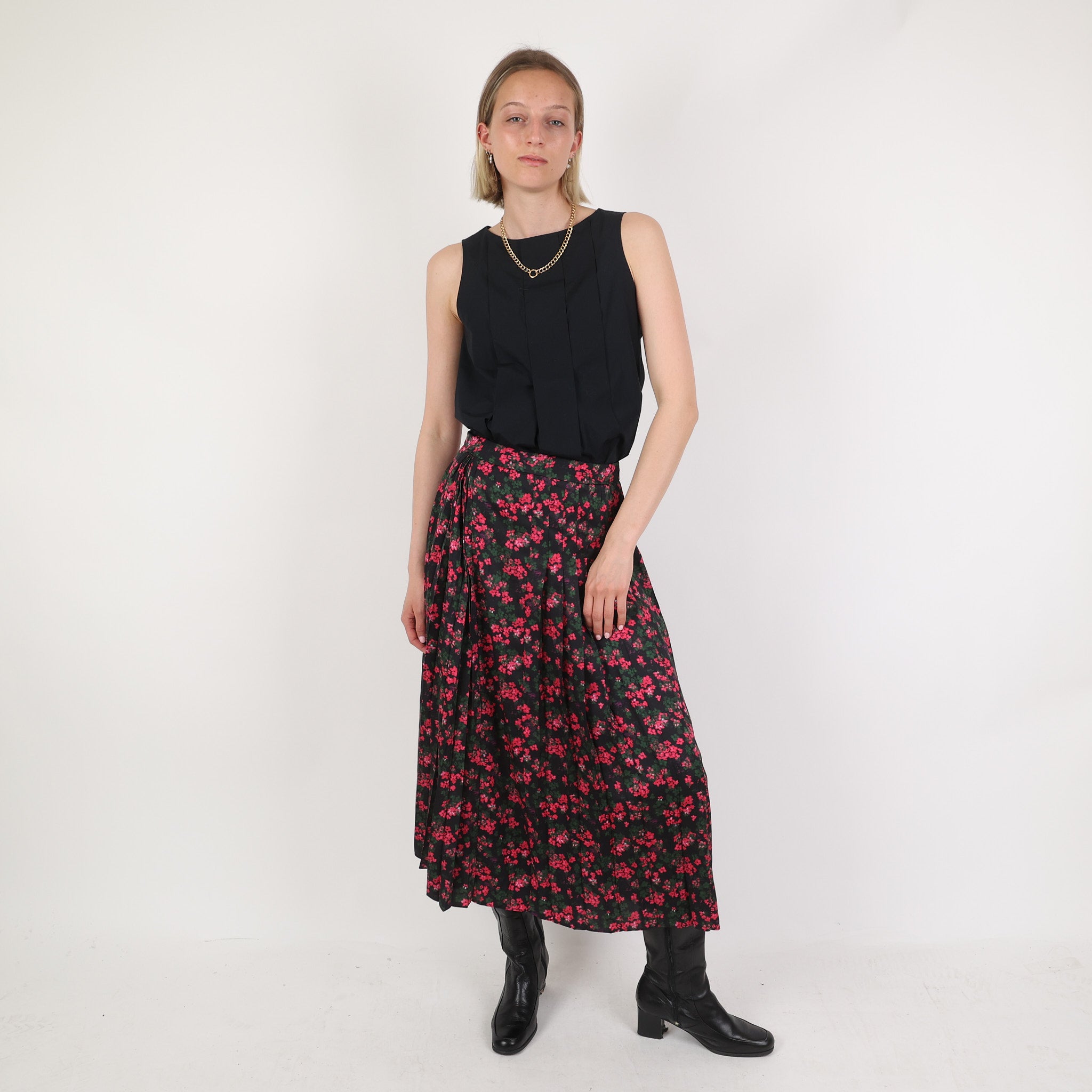 Skirt, UK Size 8
