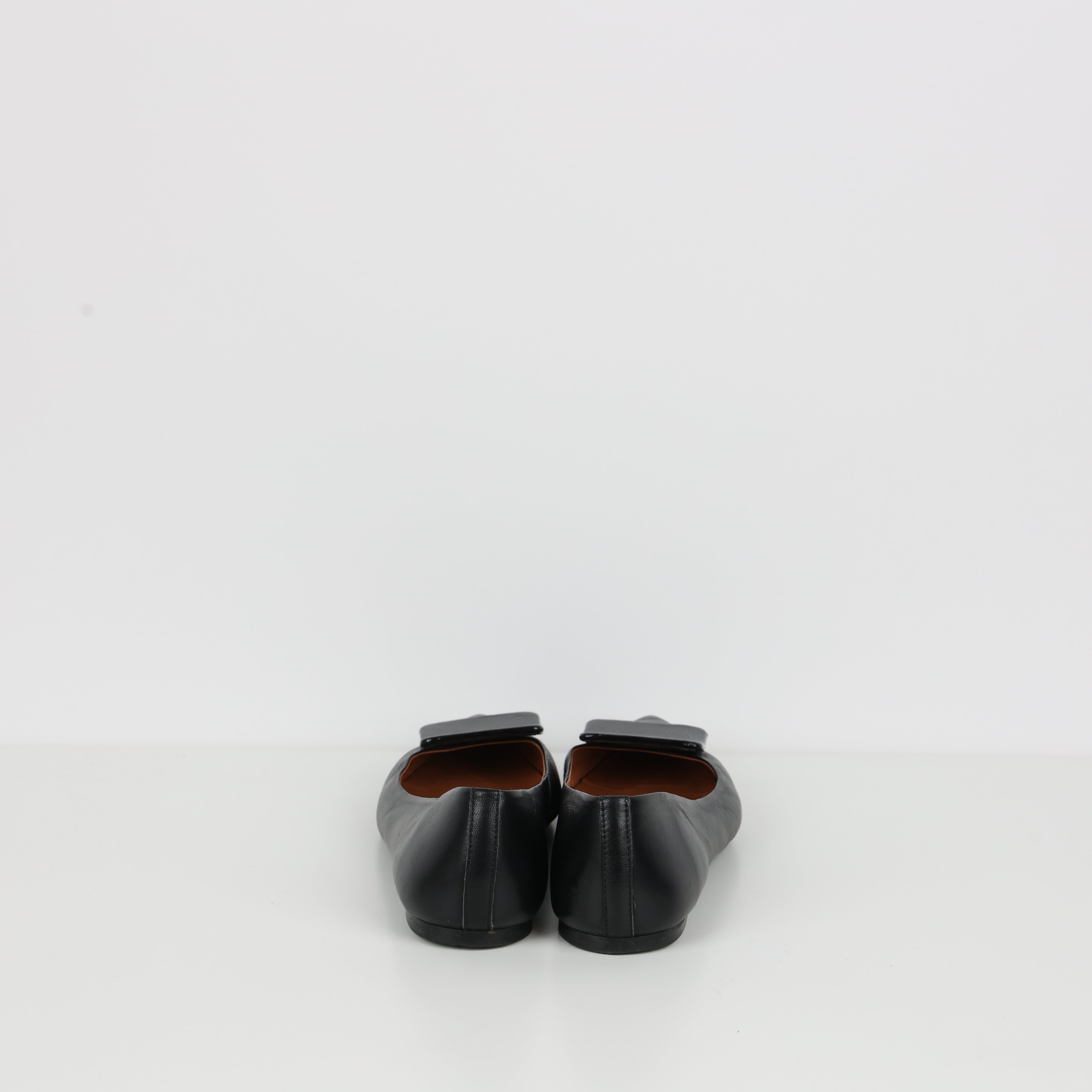 Flats, Shoe Size 38