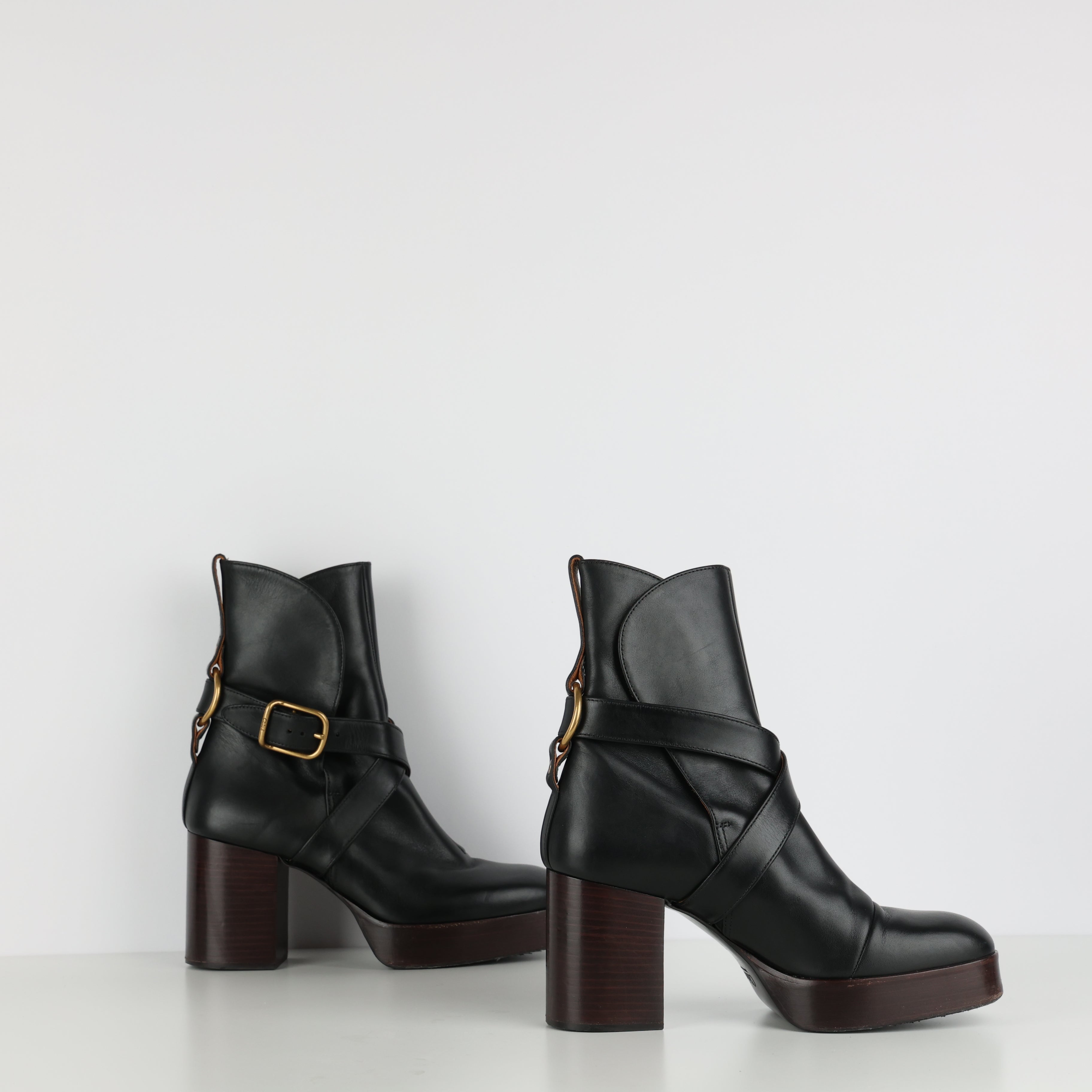 Boots , Shoe Size 38.5