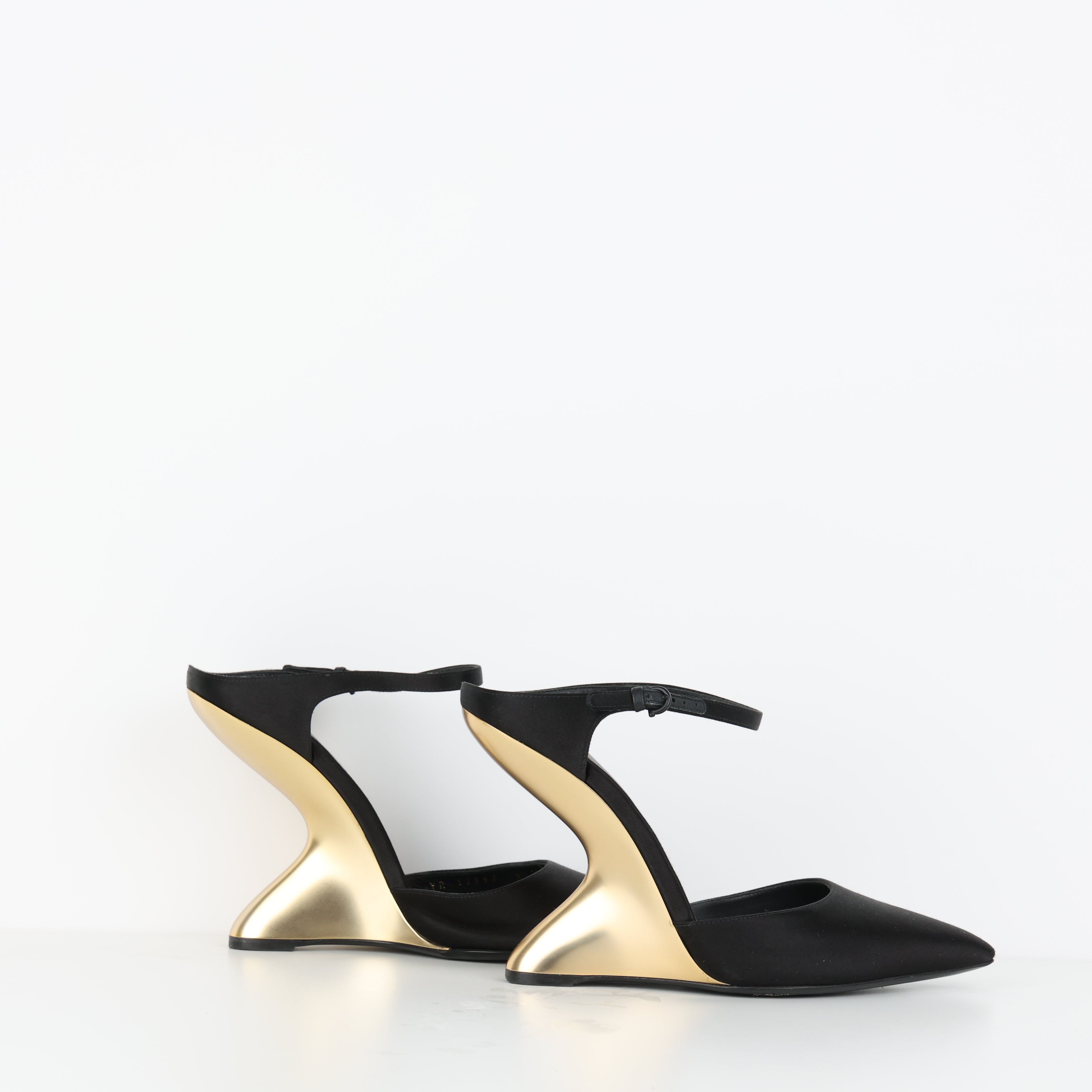Heels , Shoe Size 40