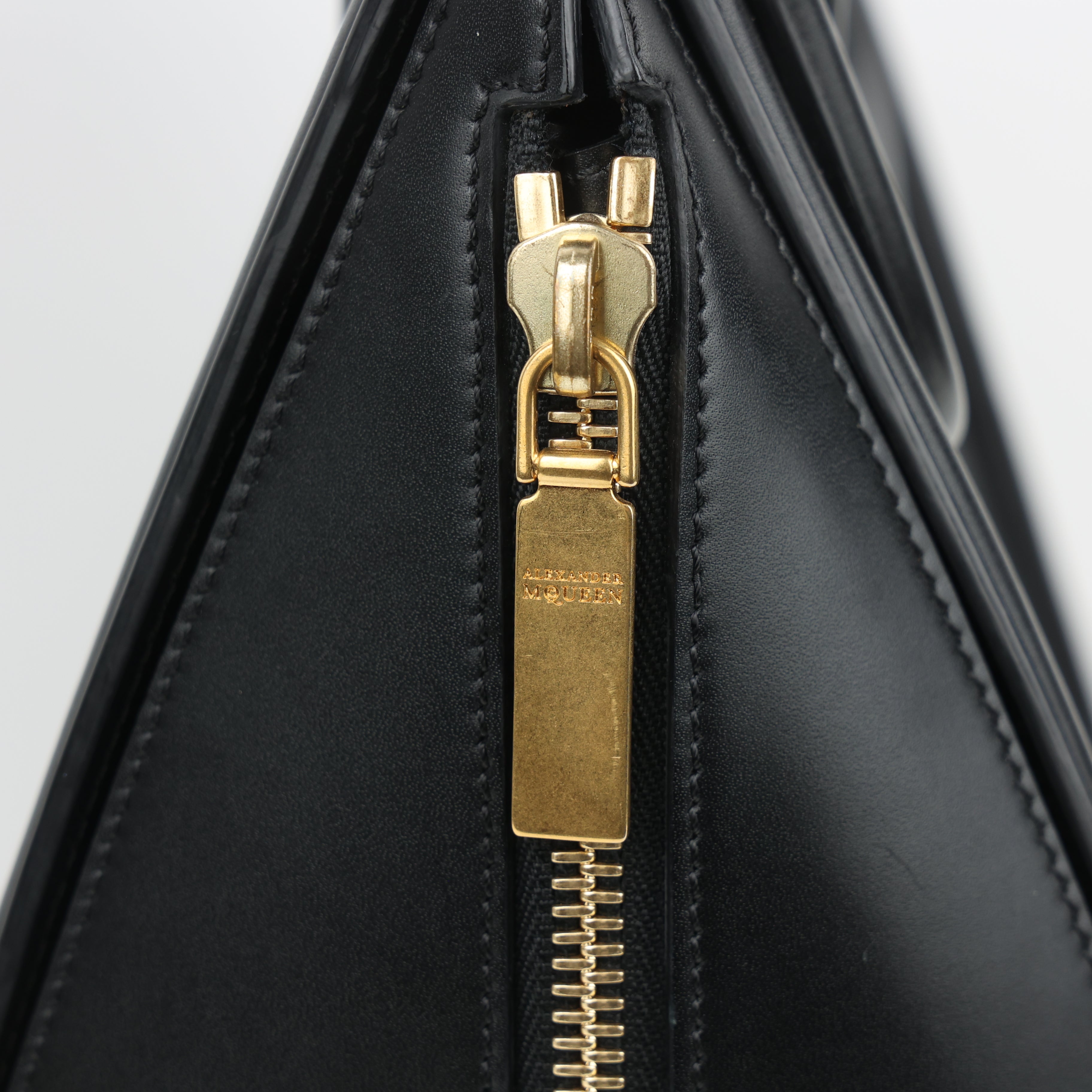 Alexander McQueen, Heroine Bag