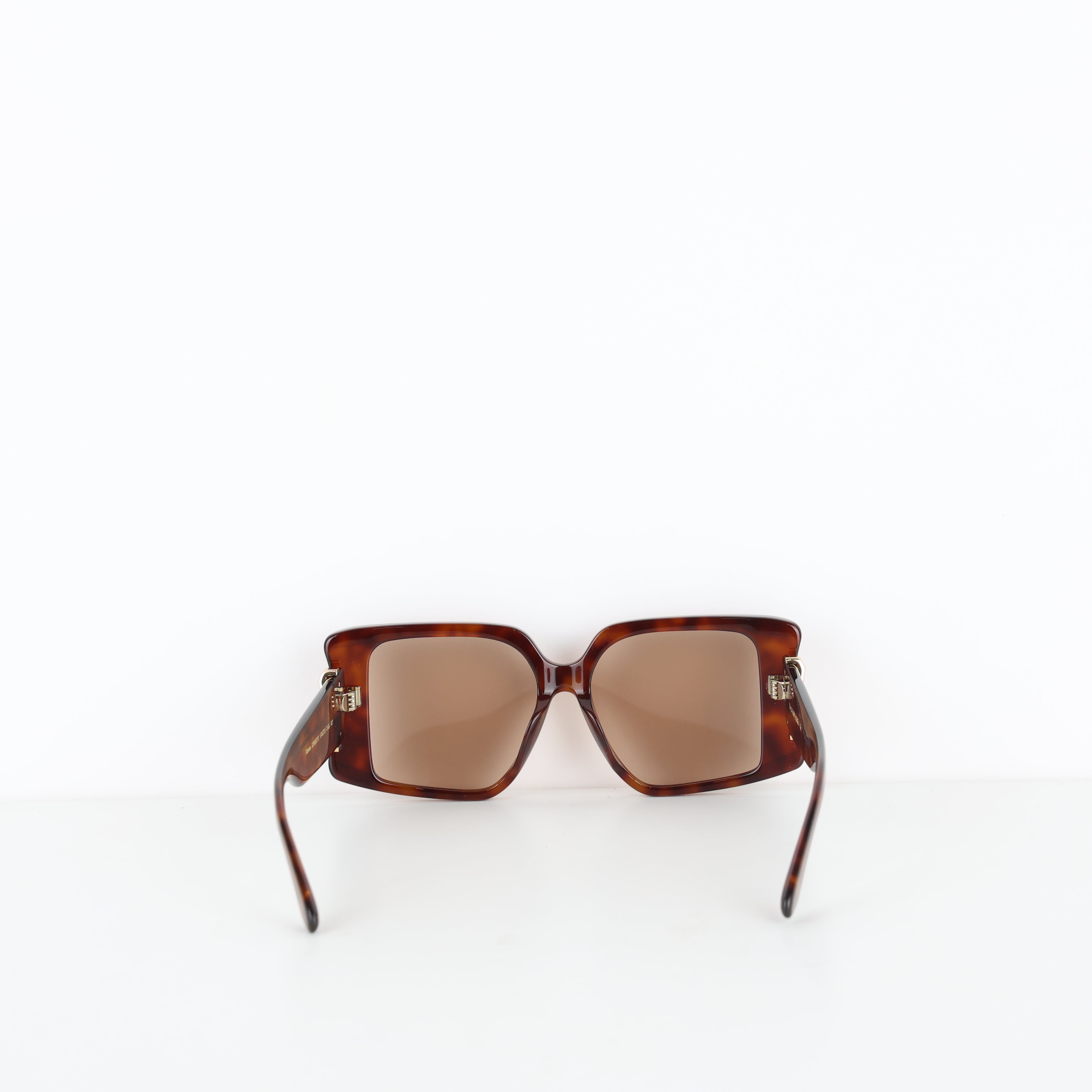 Sunglasses, UK Size One Size