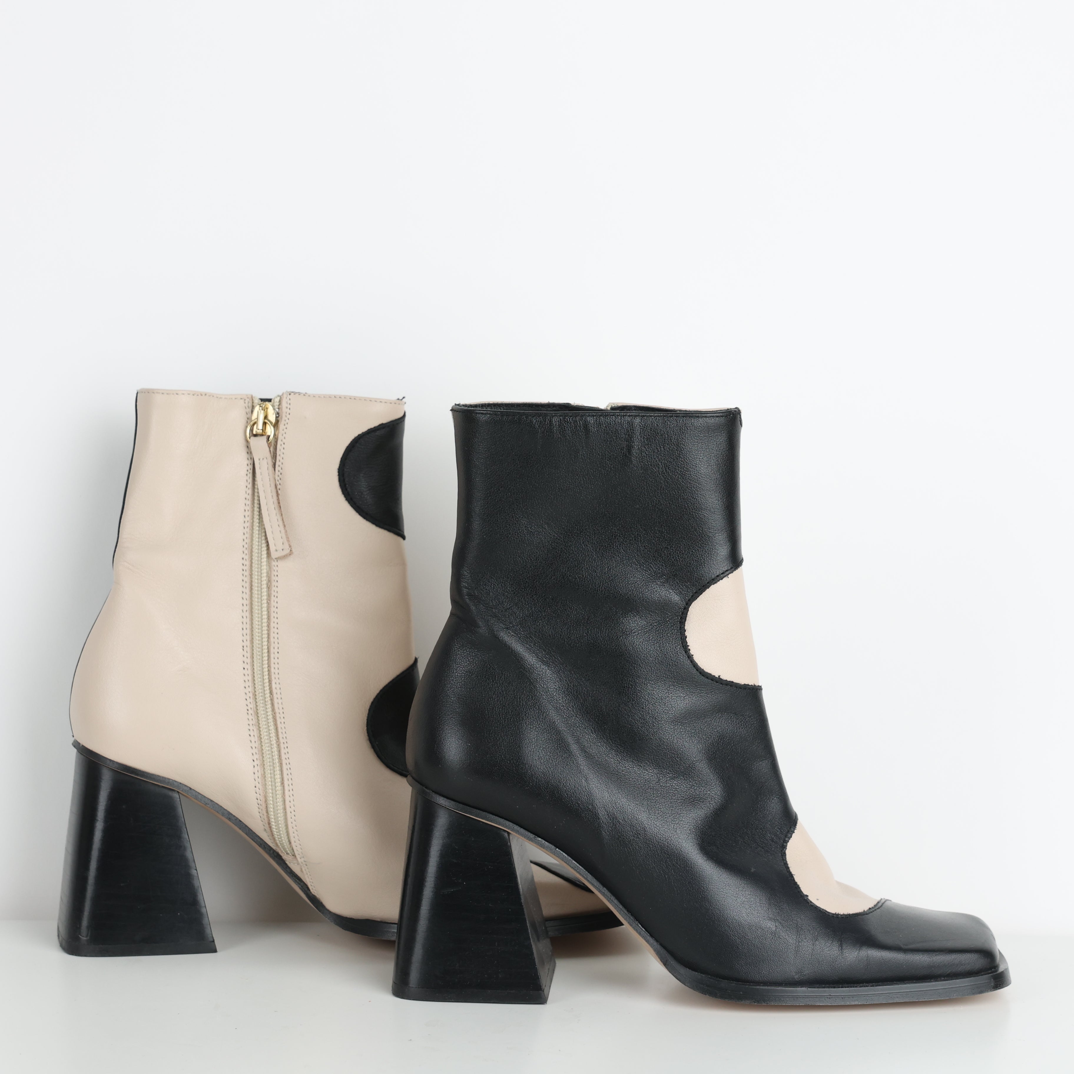Boots , Shoe Size 37