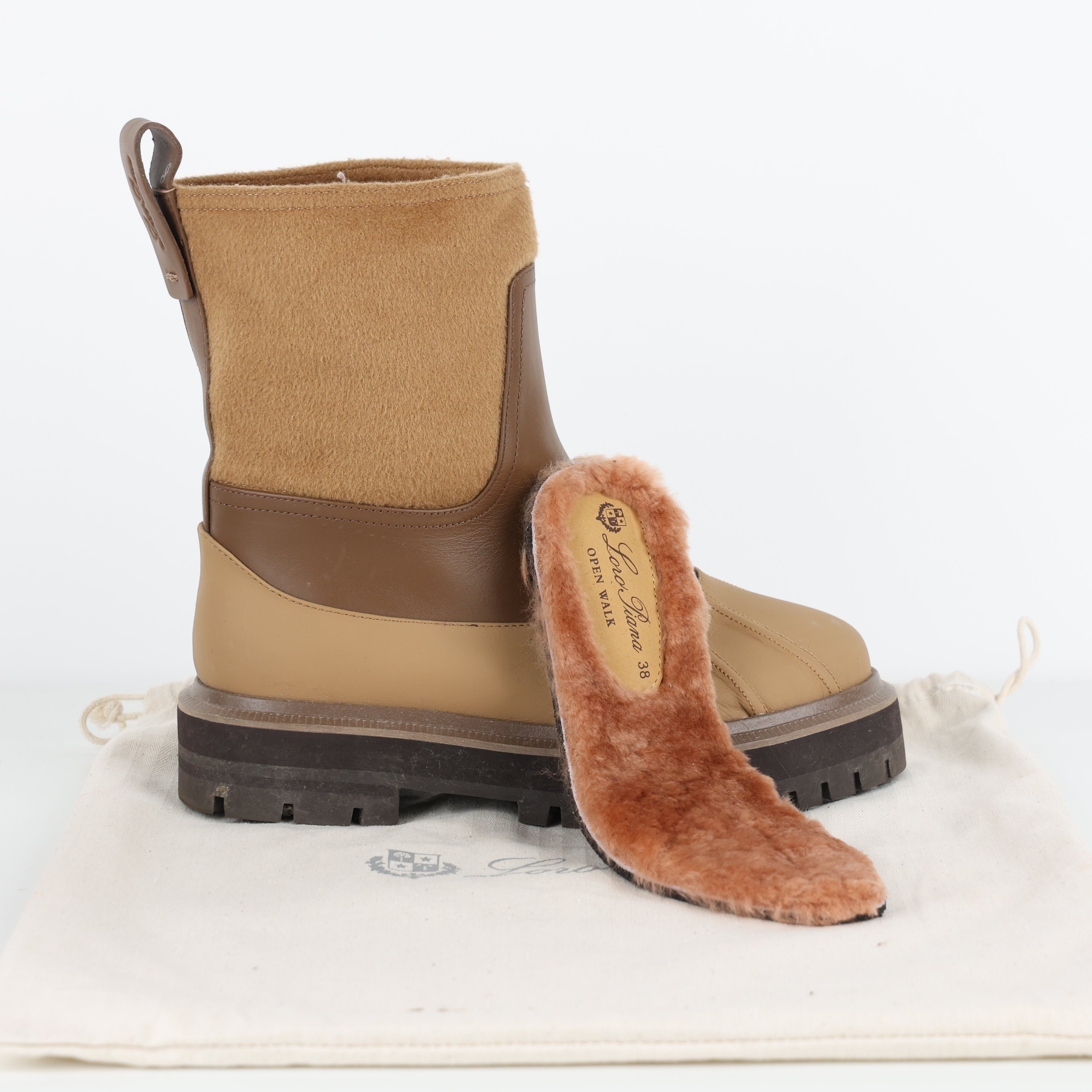 Boots , Shoe Size 35