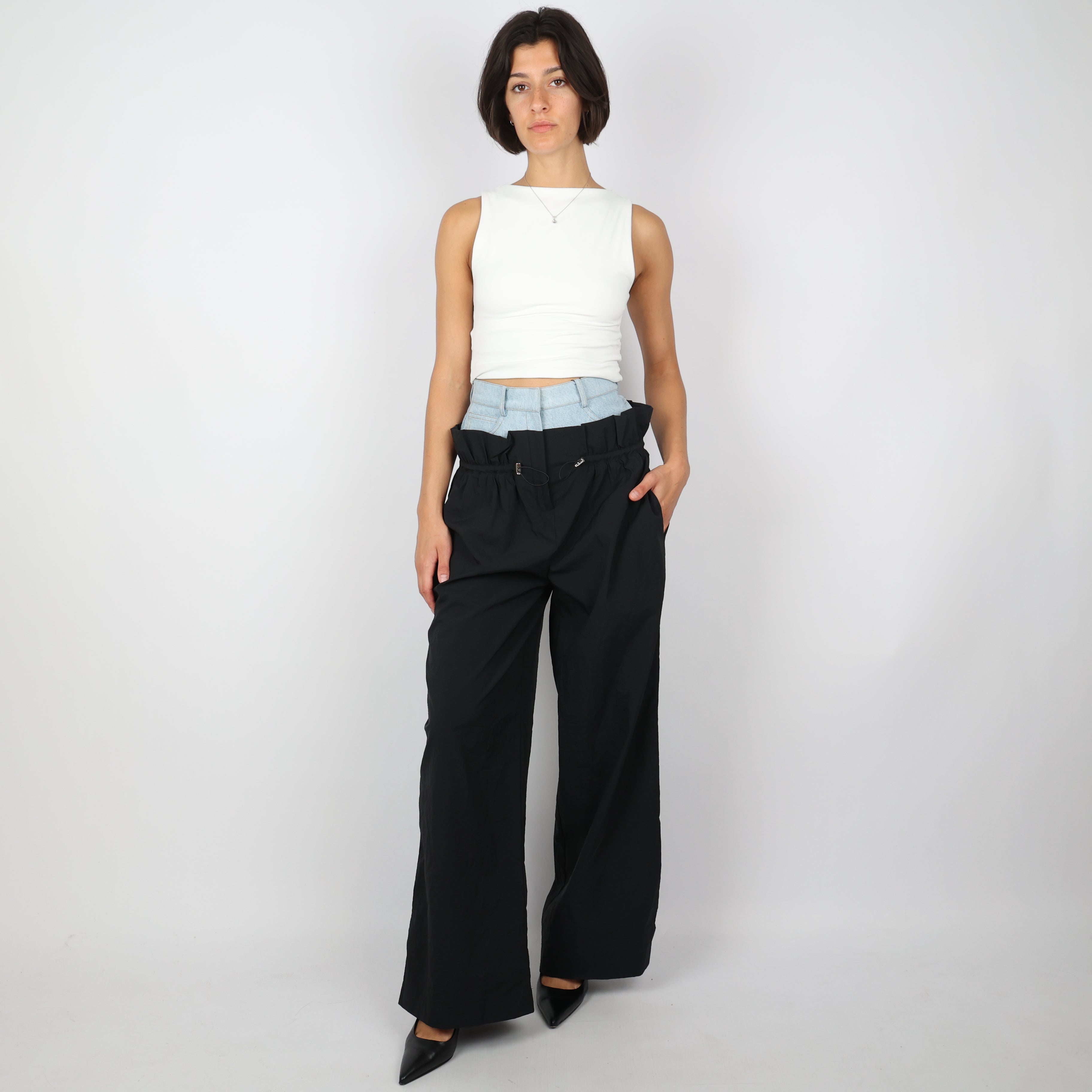 Trousers, Waist 28