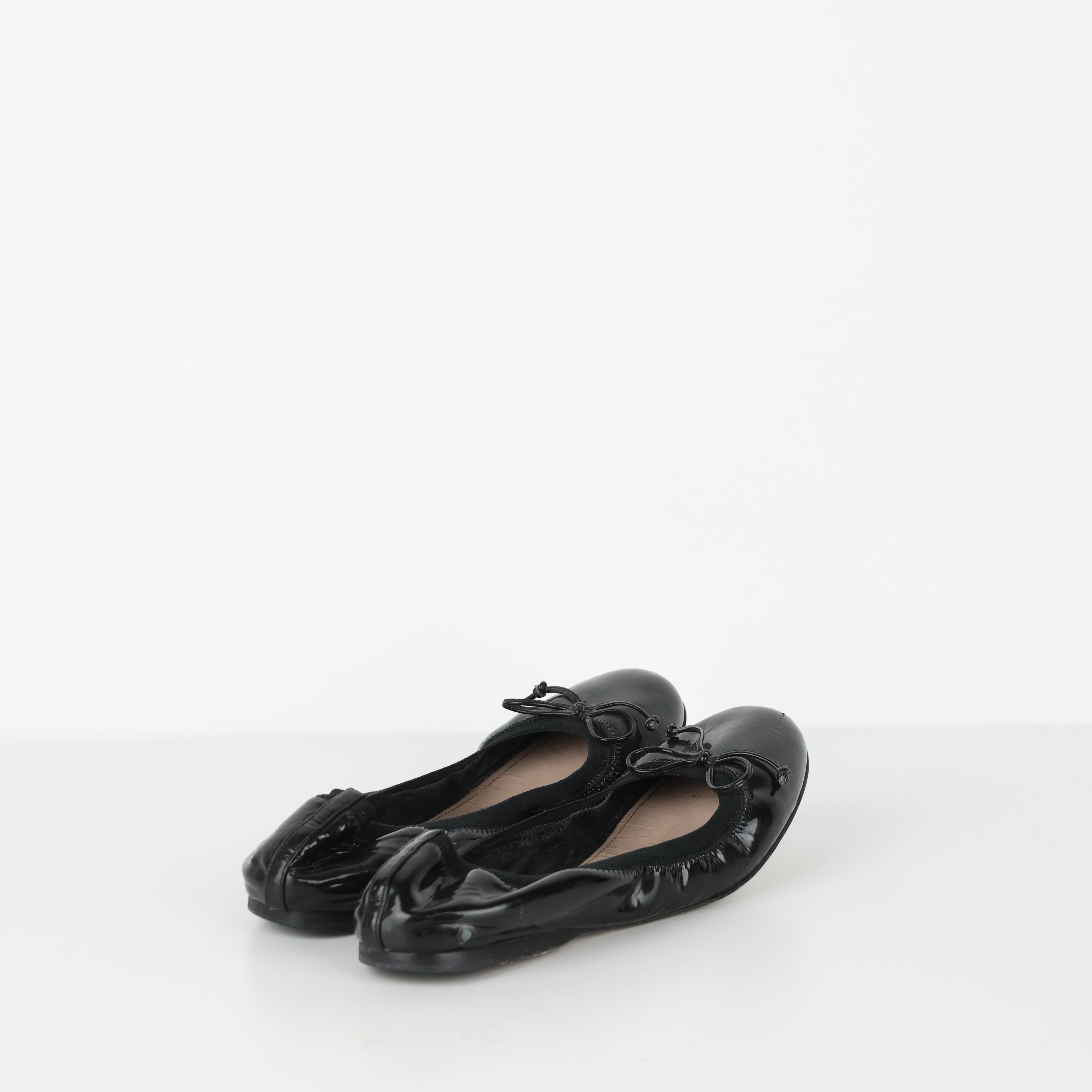 Flats , Shoe Size 37
