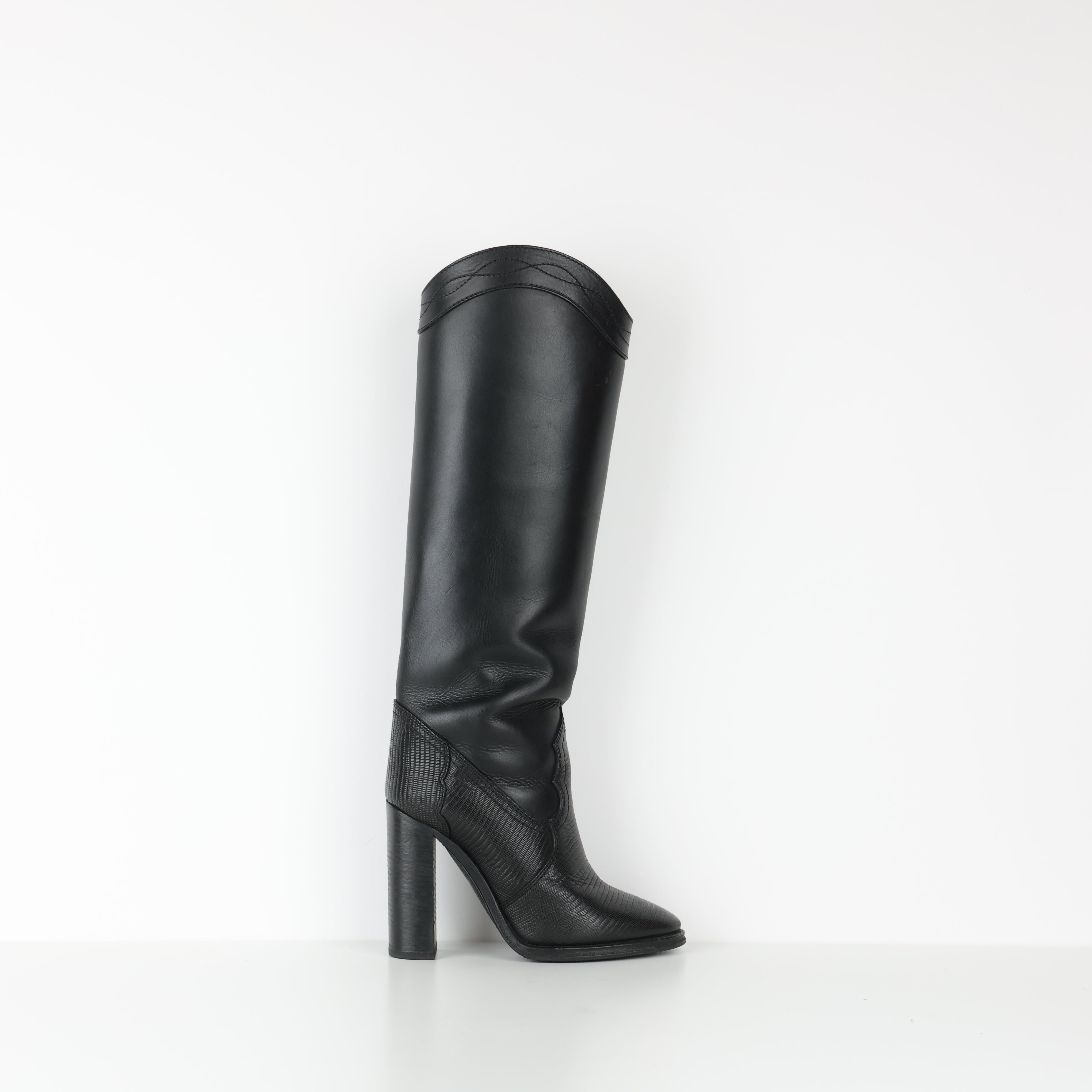 Boots , Shoe Size 39