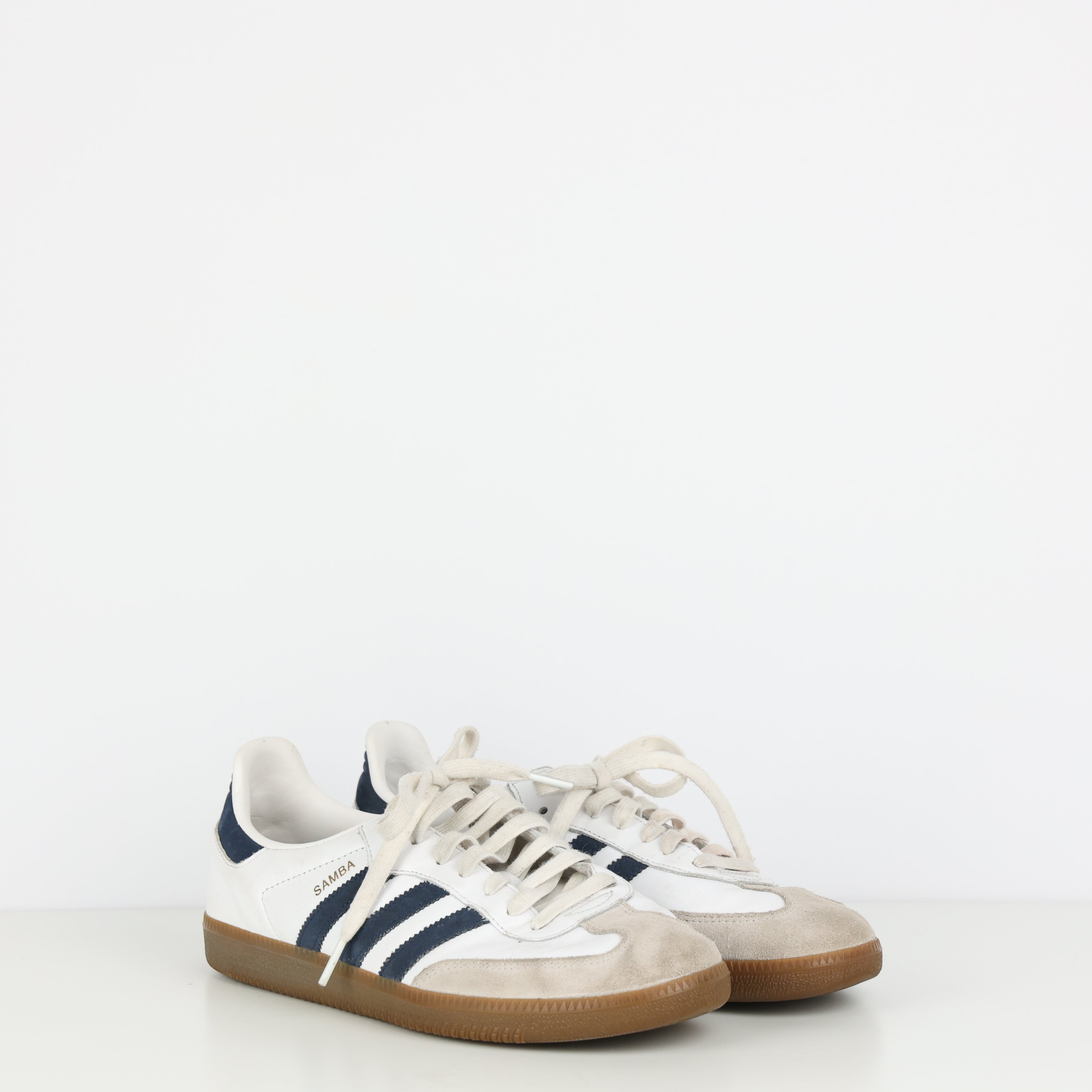 Trainers , Shoe Size 42