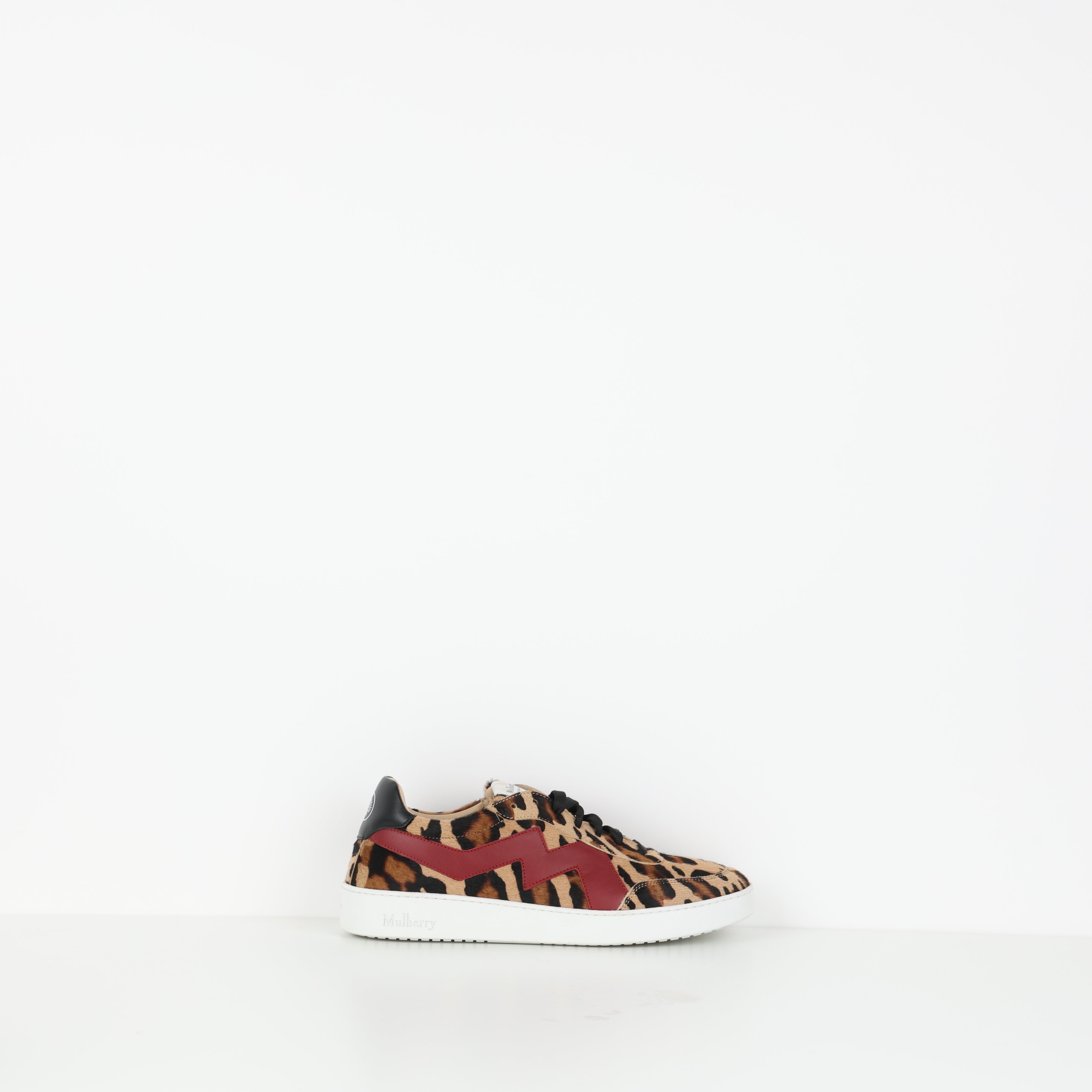 Trainers , Shoe Size 40