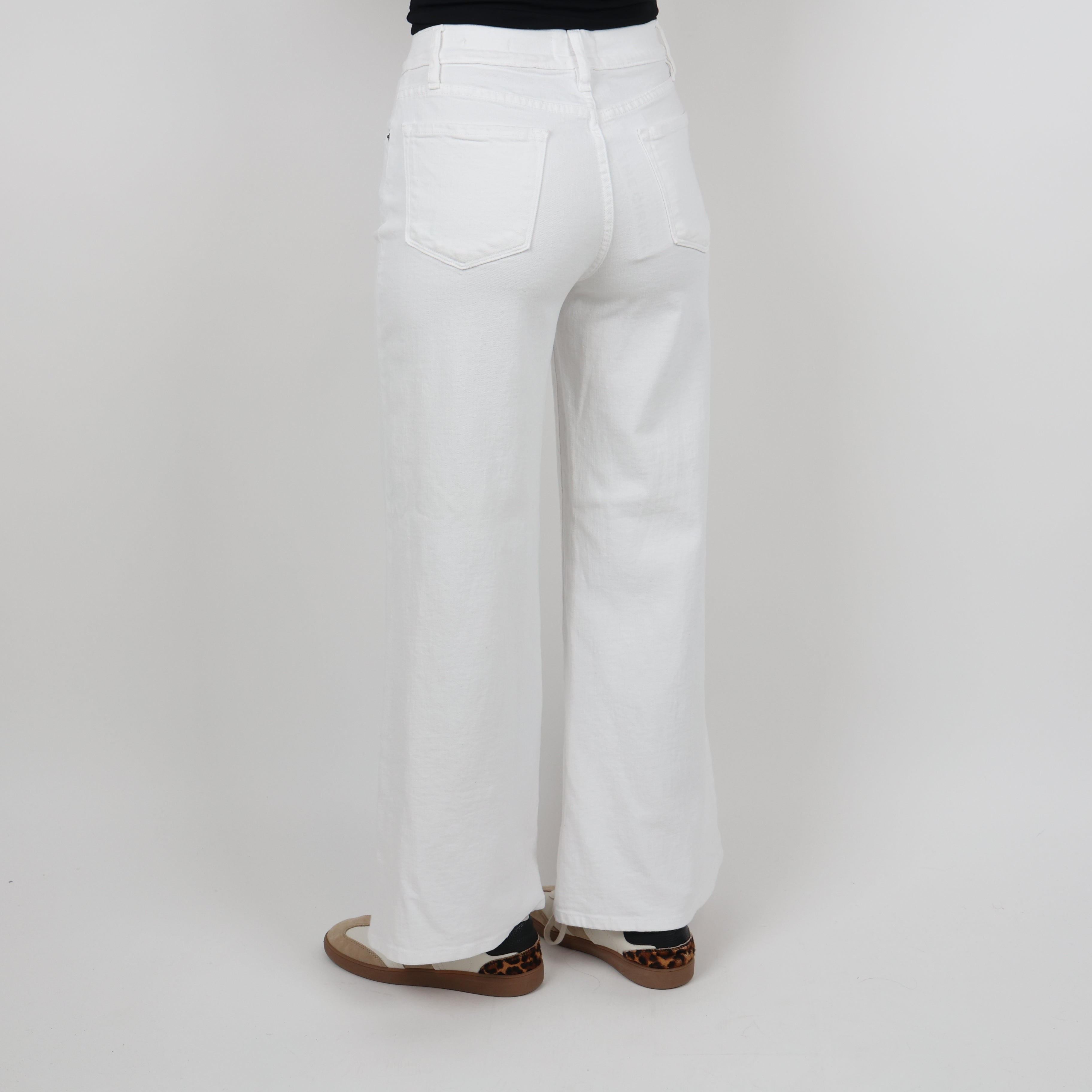 Jeans, Waist 28