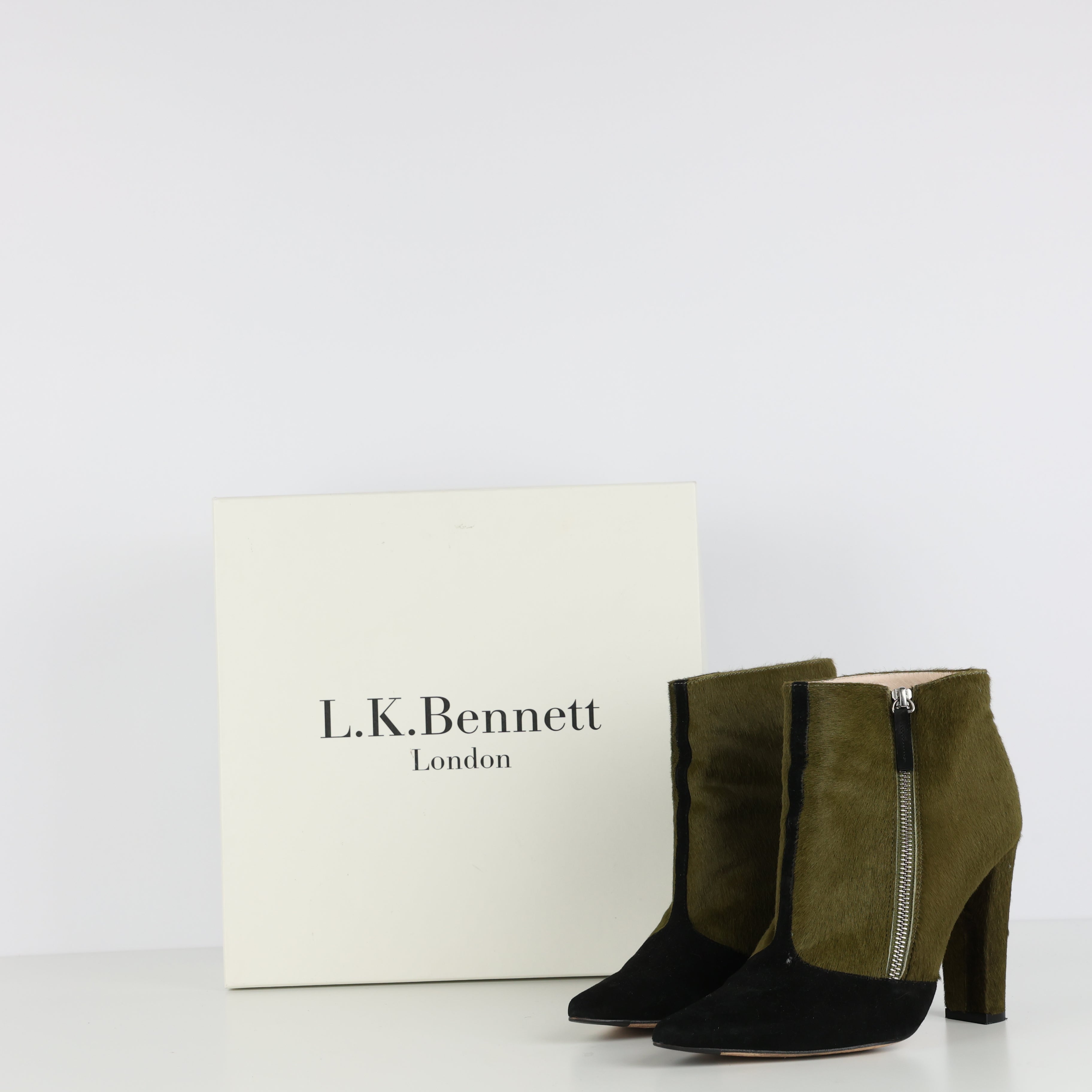 Heels , Shoe Size 40