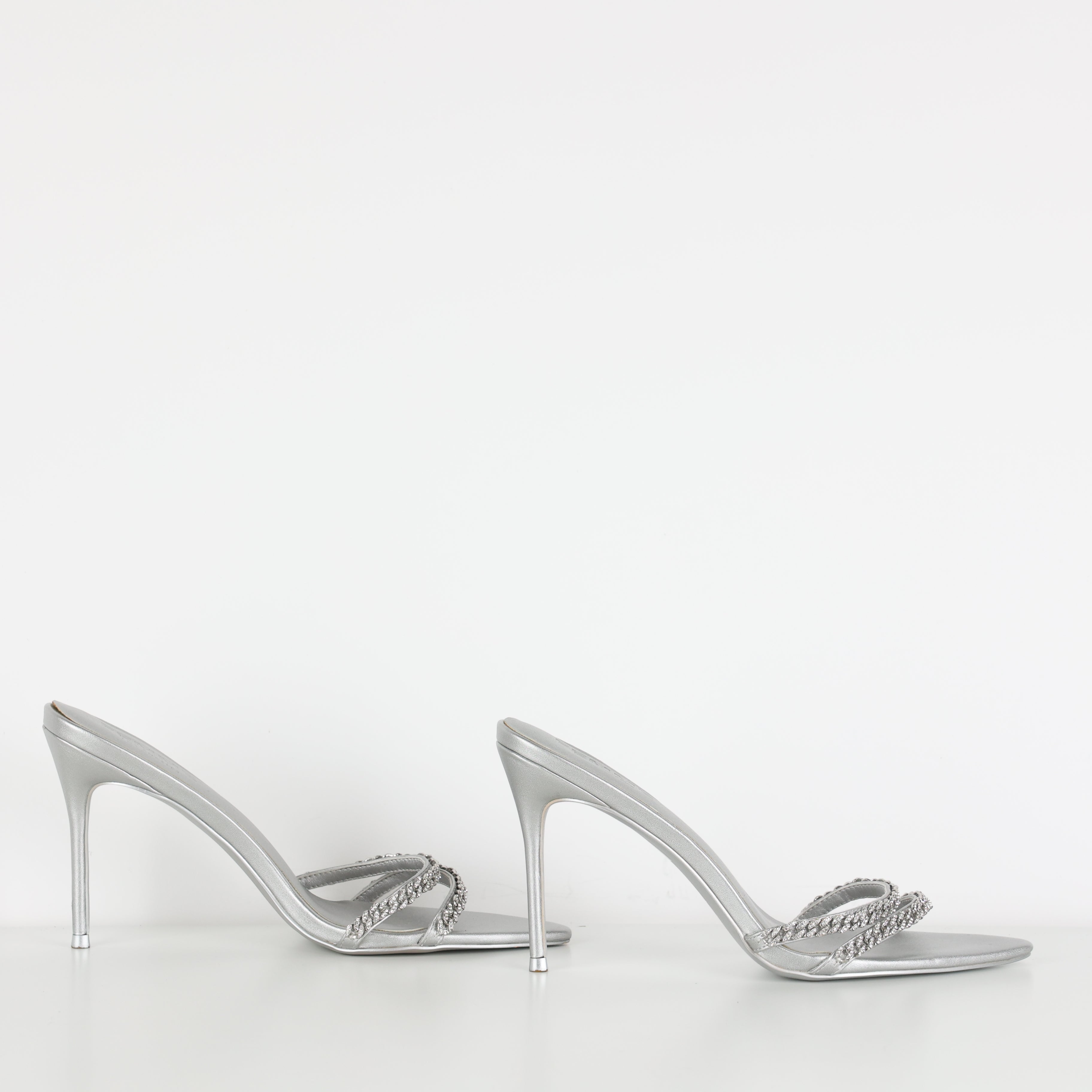Heels , Shoe Size 39
