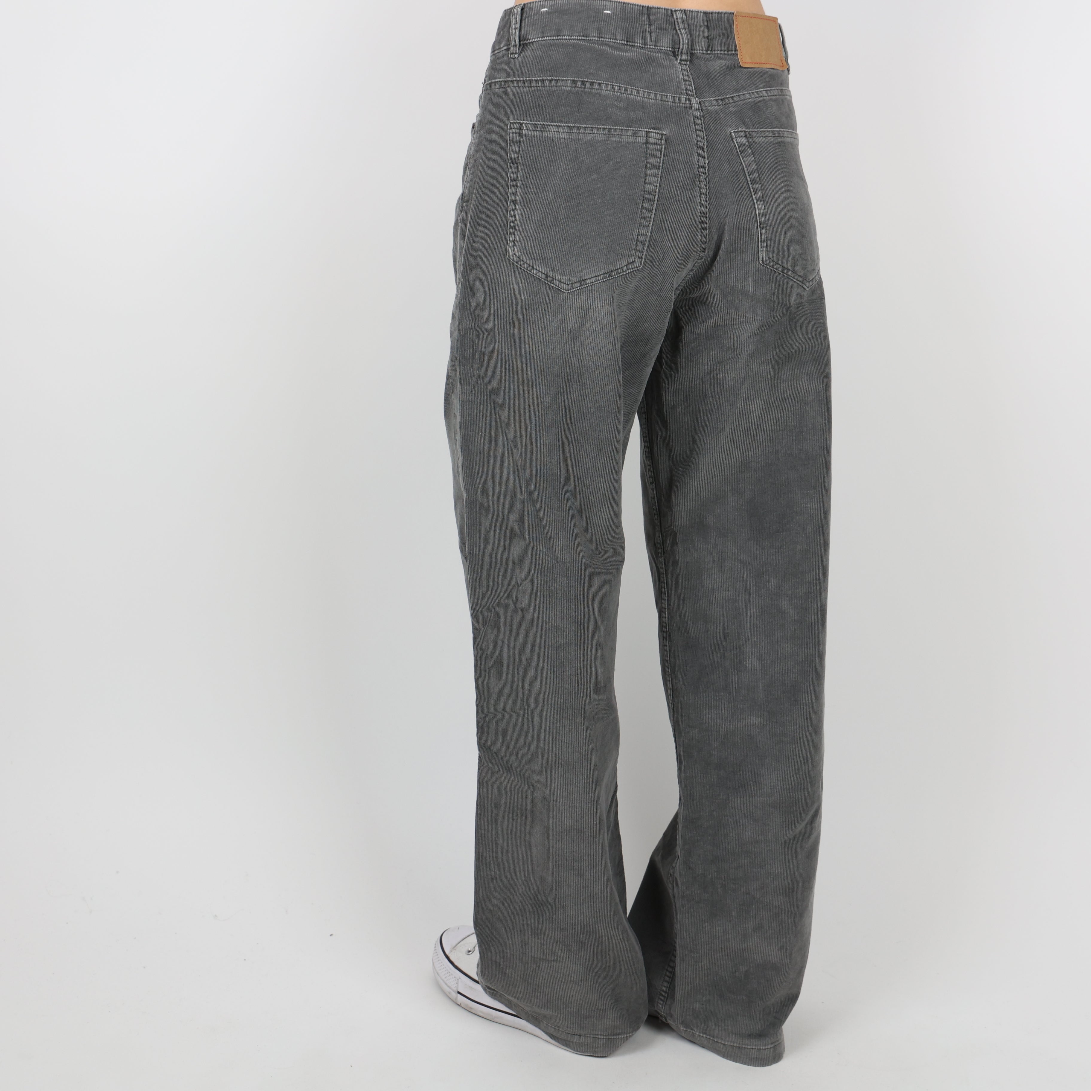 Jeans, Waist 26