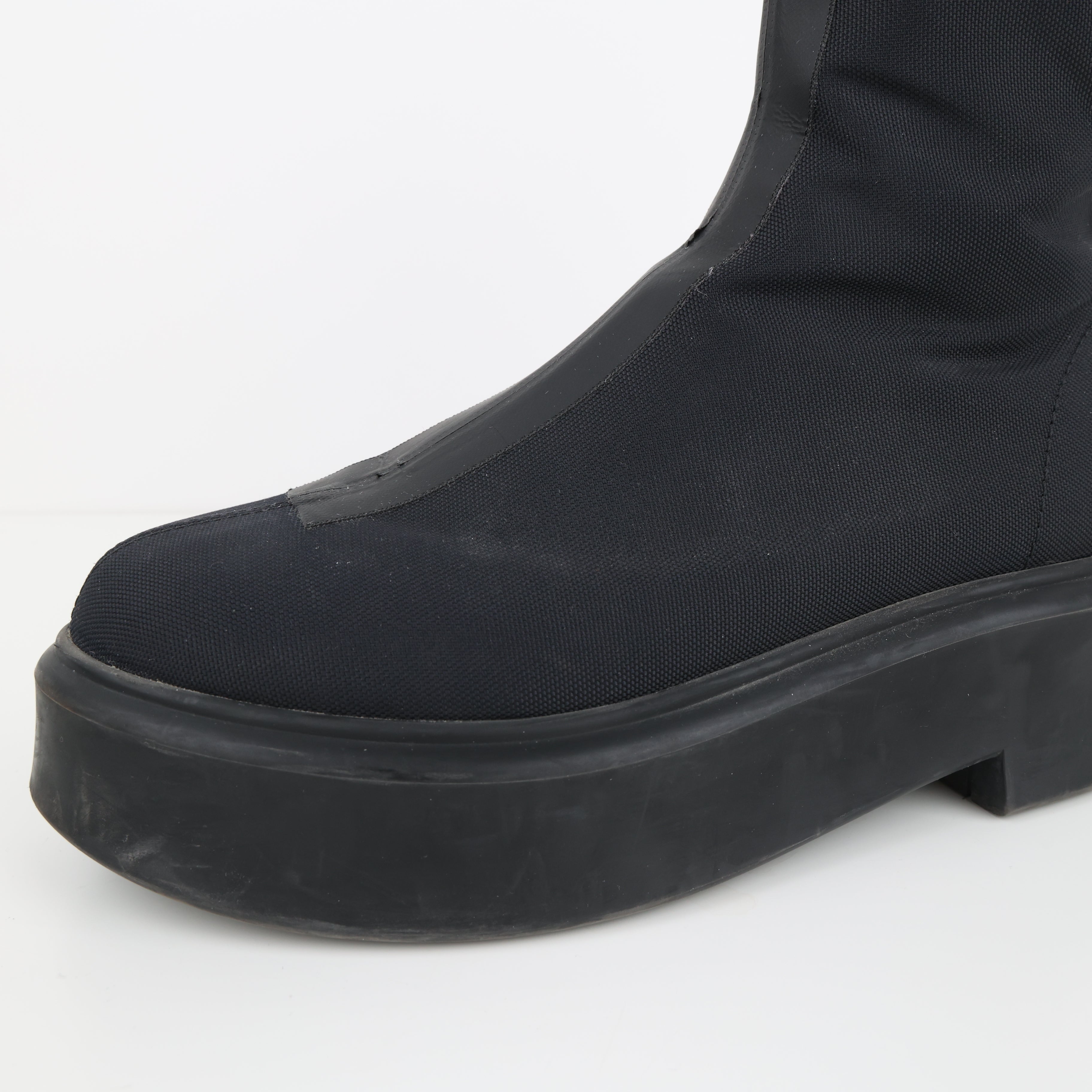 Boots , Shoe Size 39