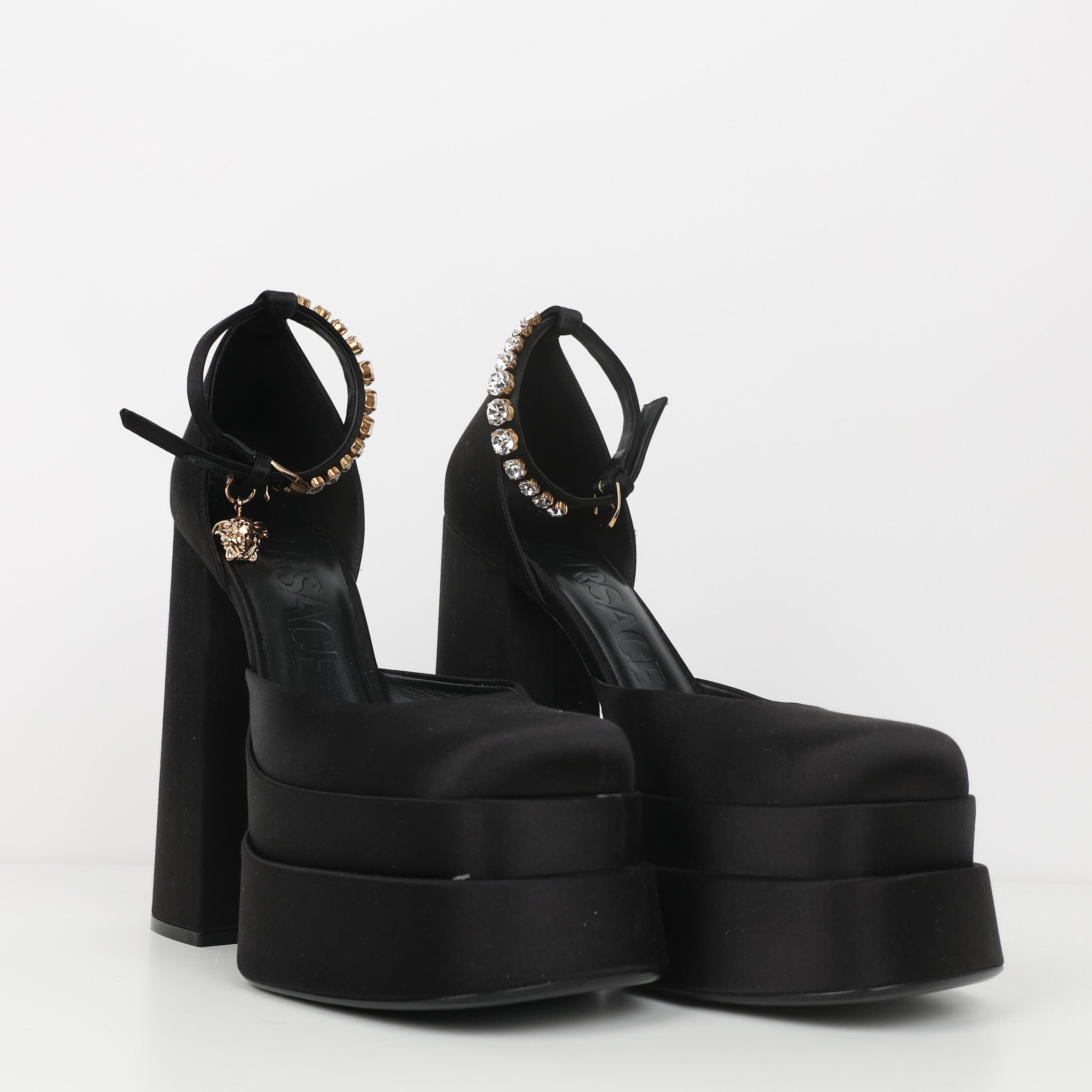 Heels , Shoe Size 39