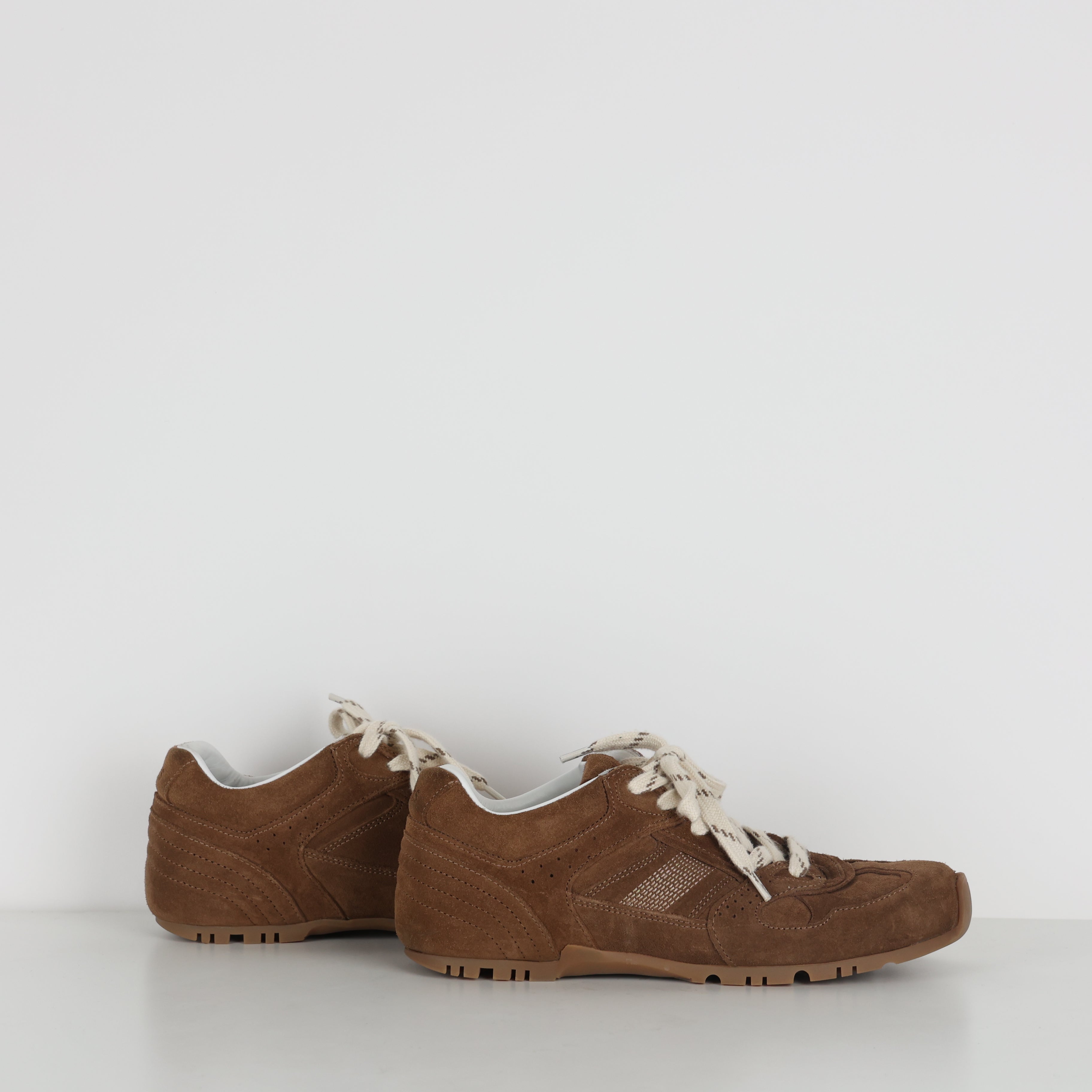Trainers , Shoe Size 39