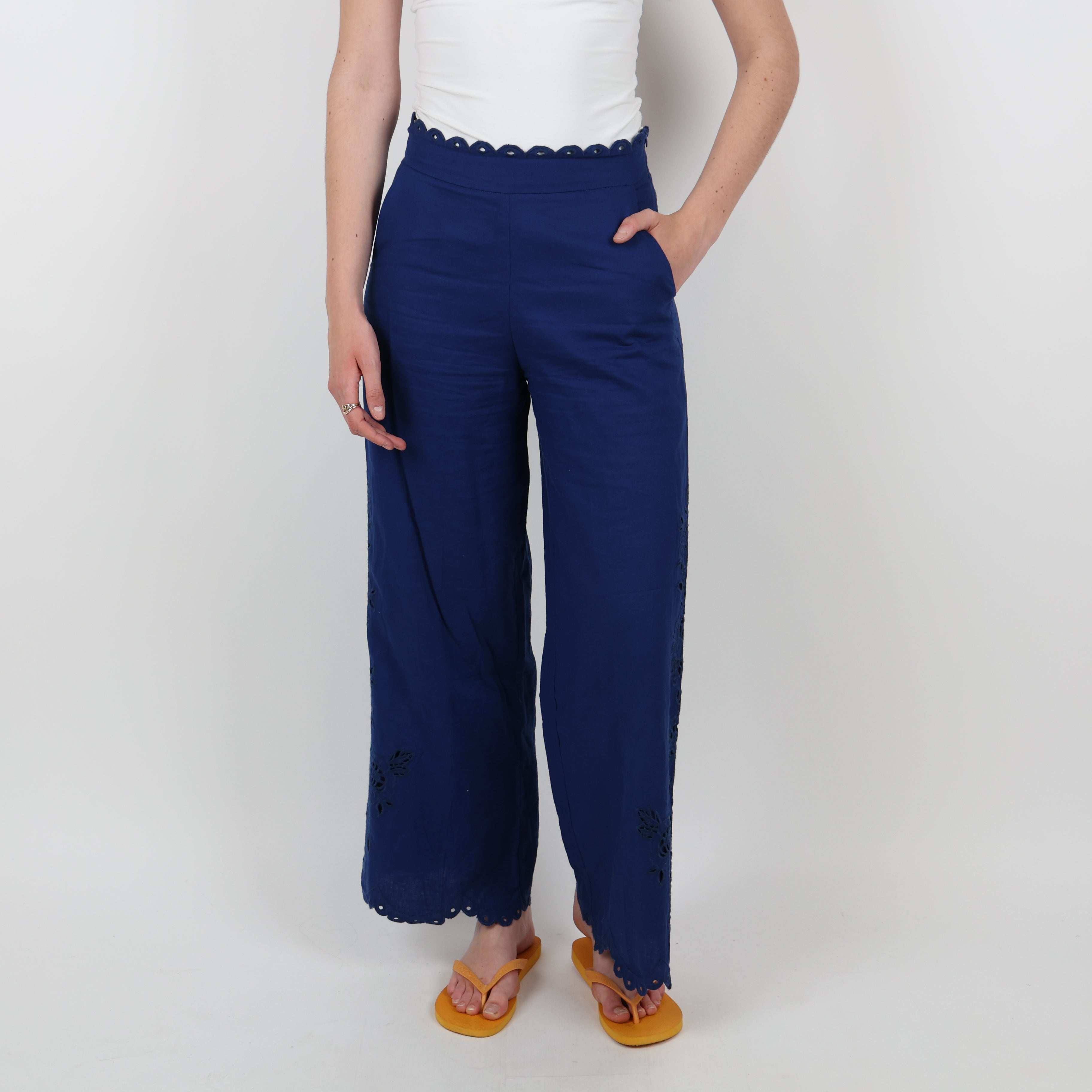 Trousers, UK Size 4