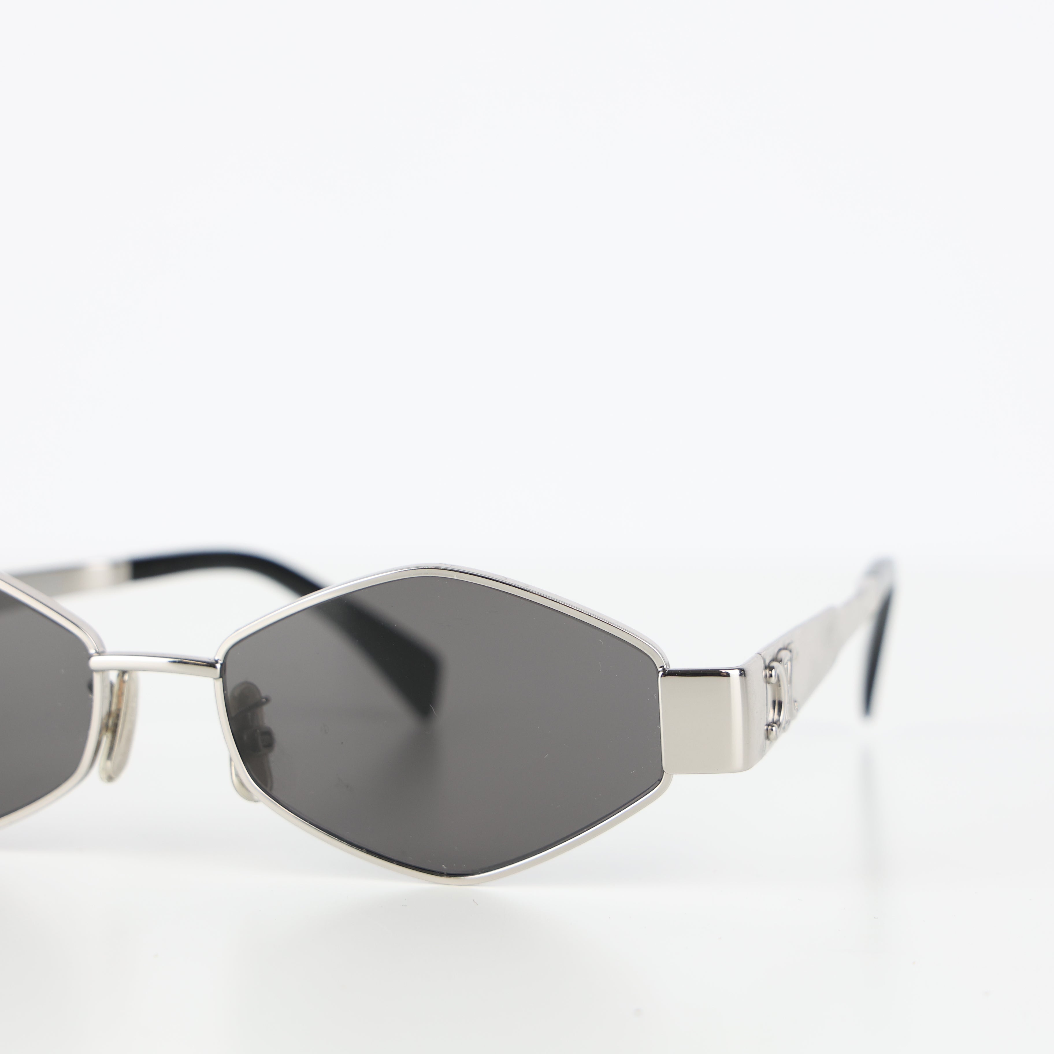 Sunglasses, UK Size One Size