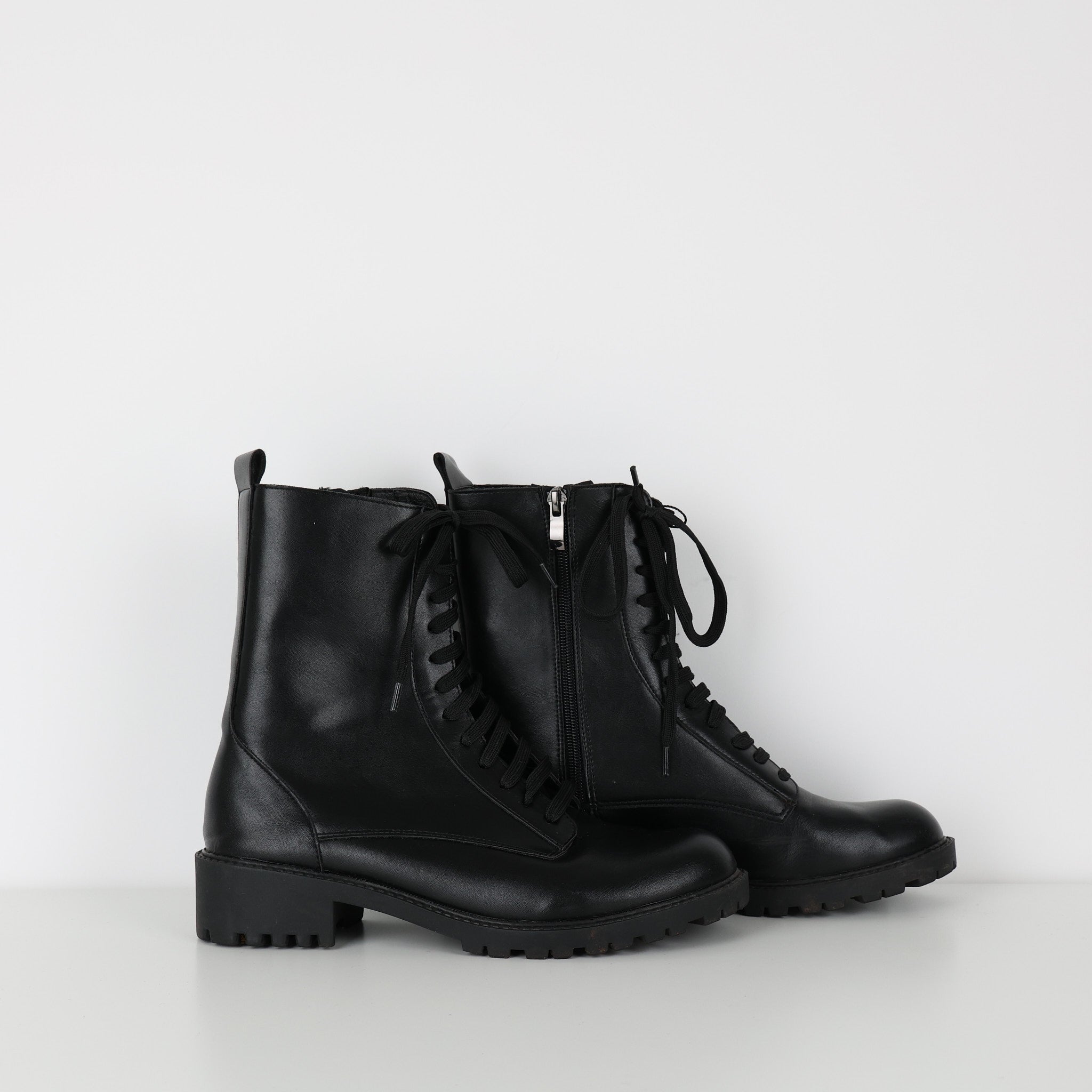 , Shoe Size 40