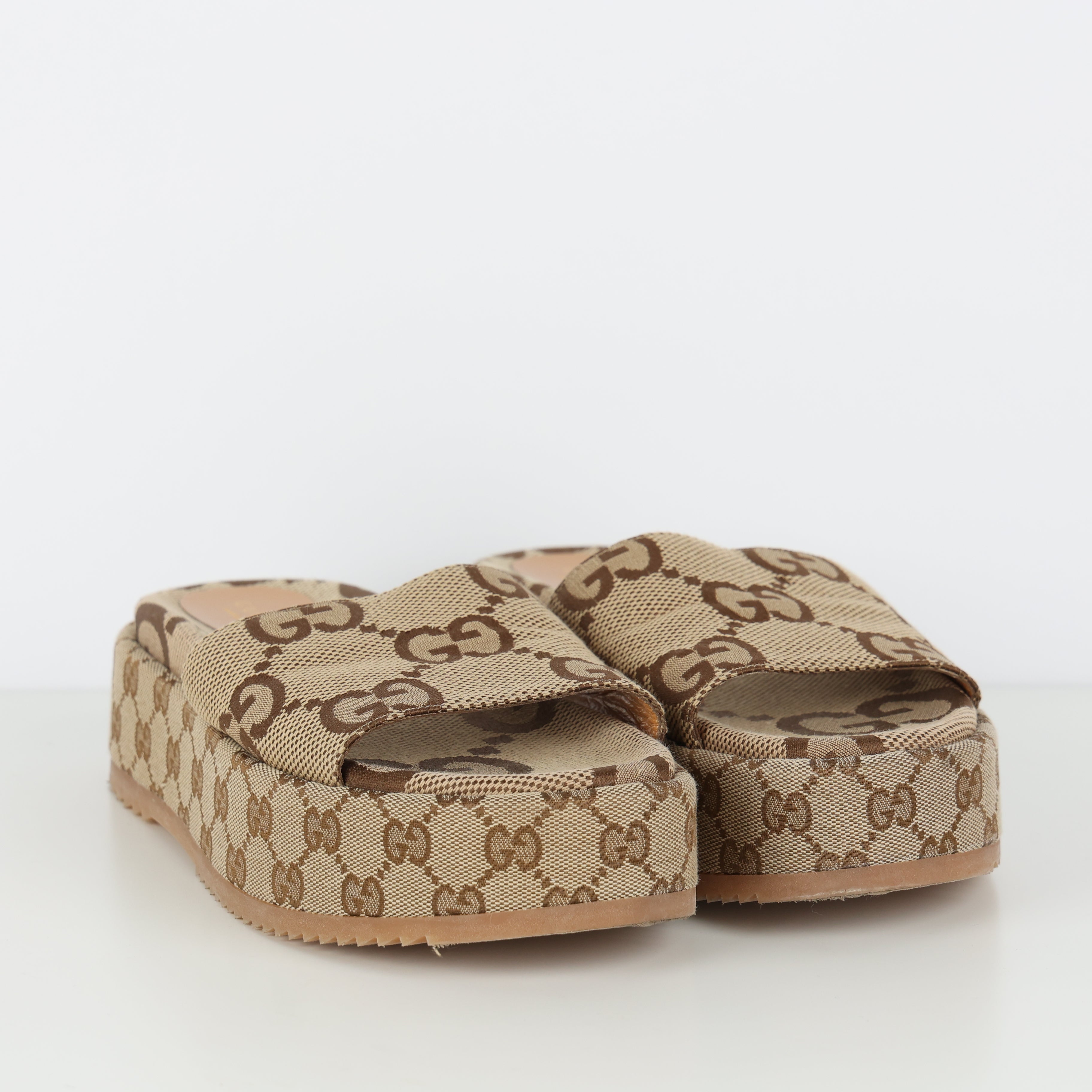 Flats, Shoe Size 39