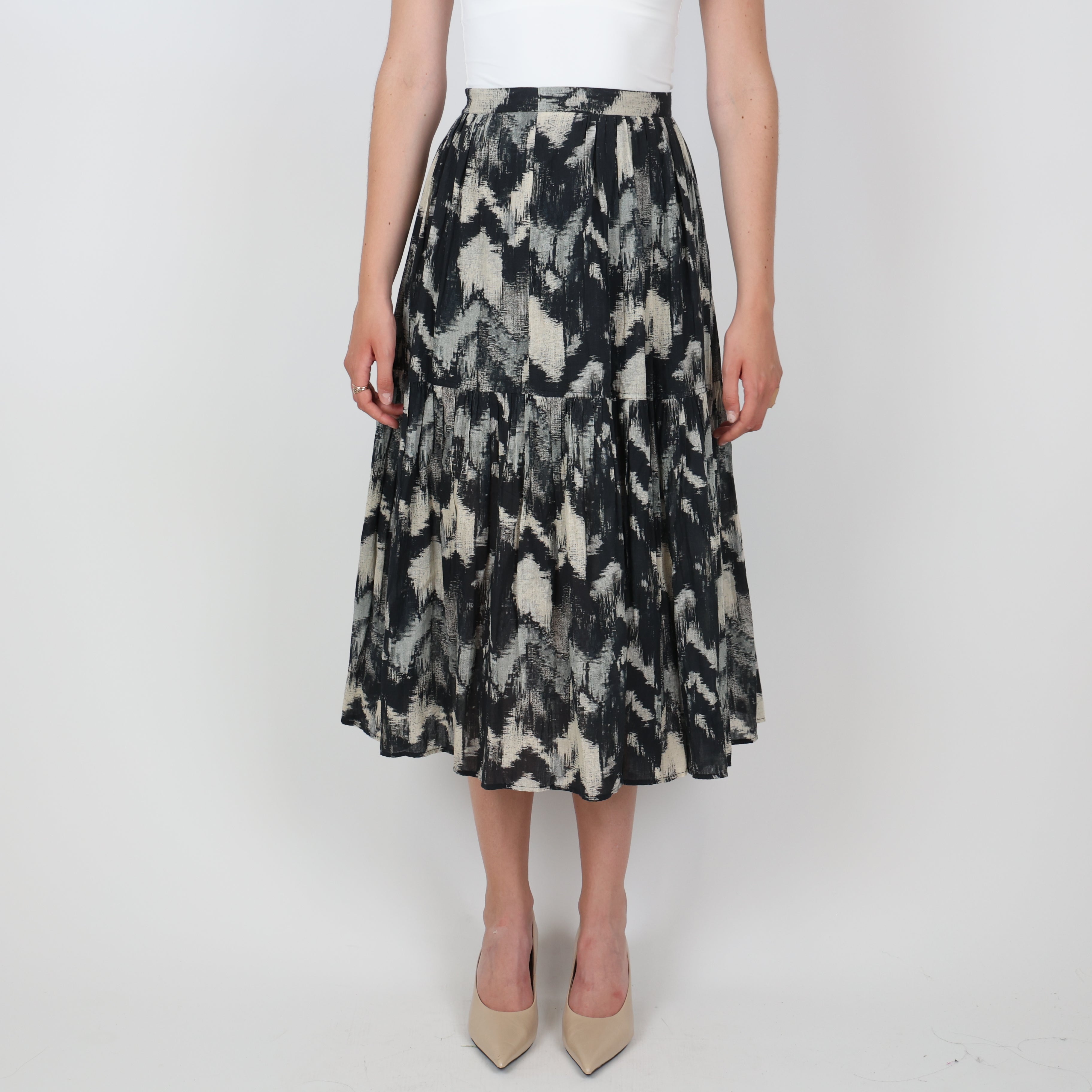 Skirt, UK Size 8