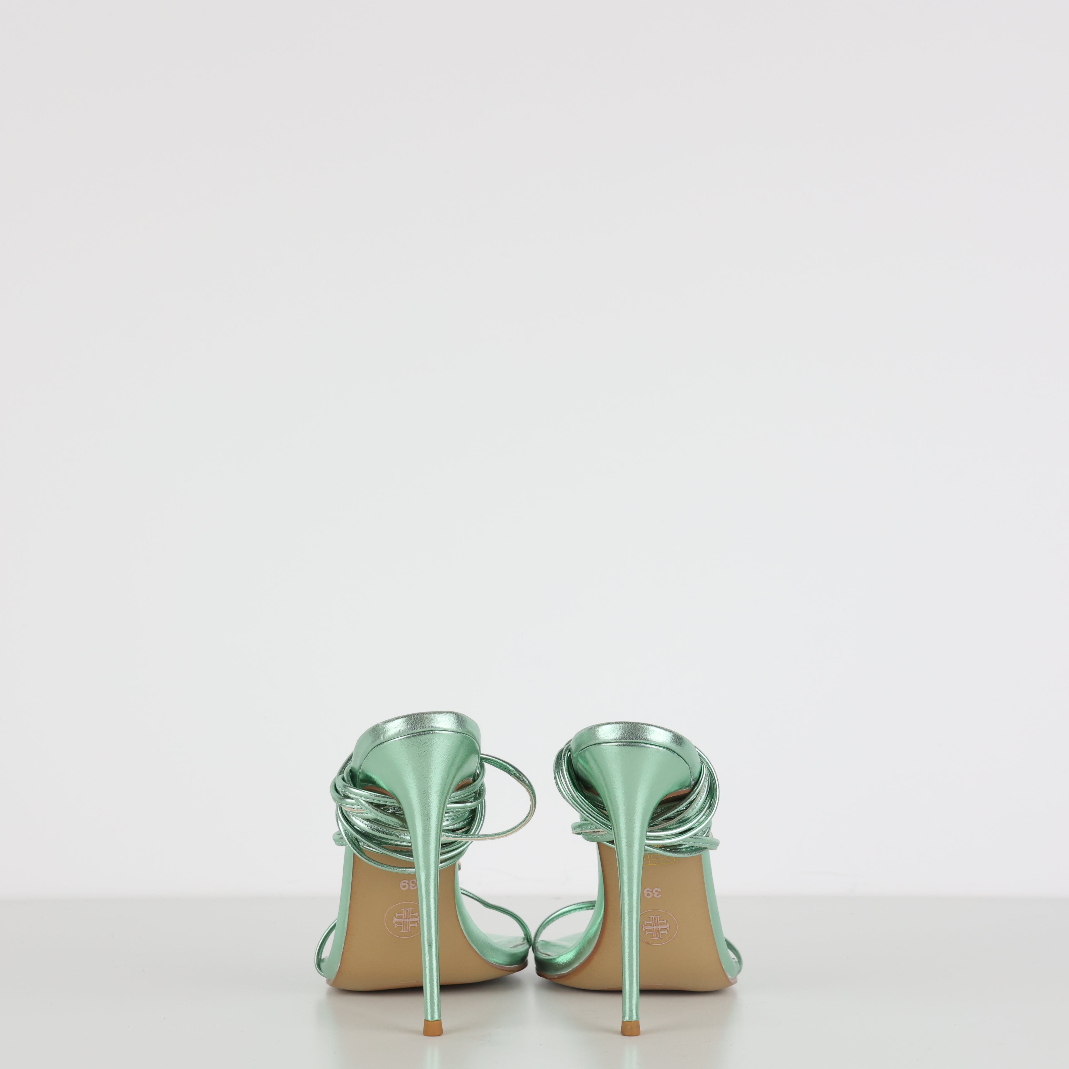 Heels , Shoe Size 39