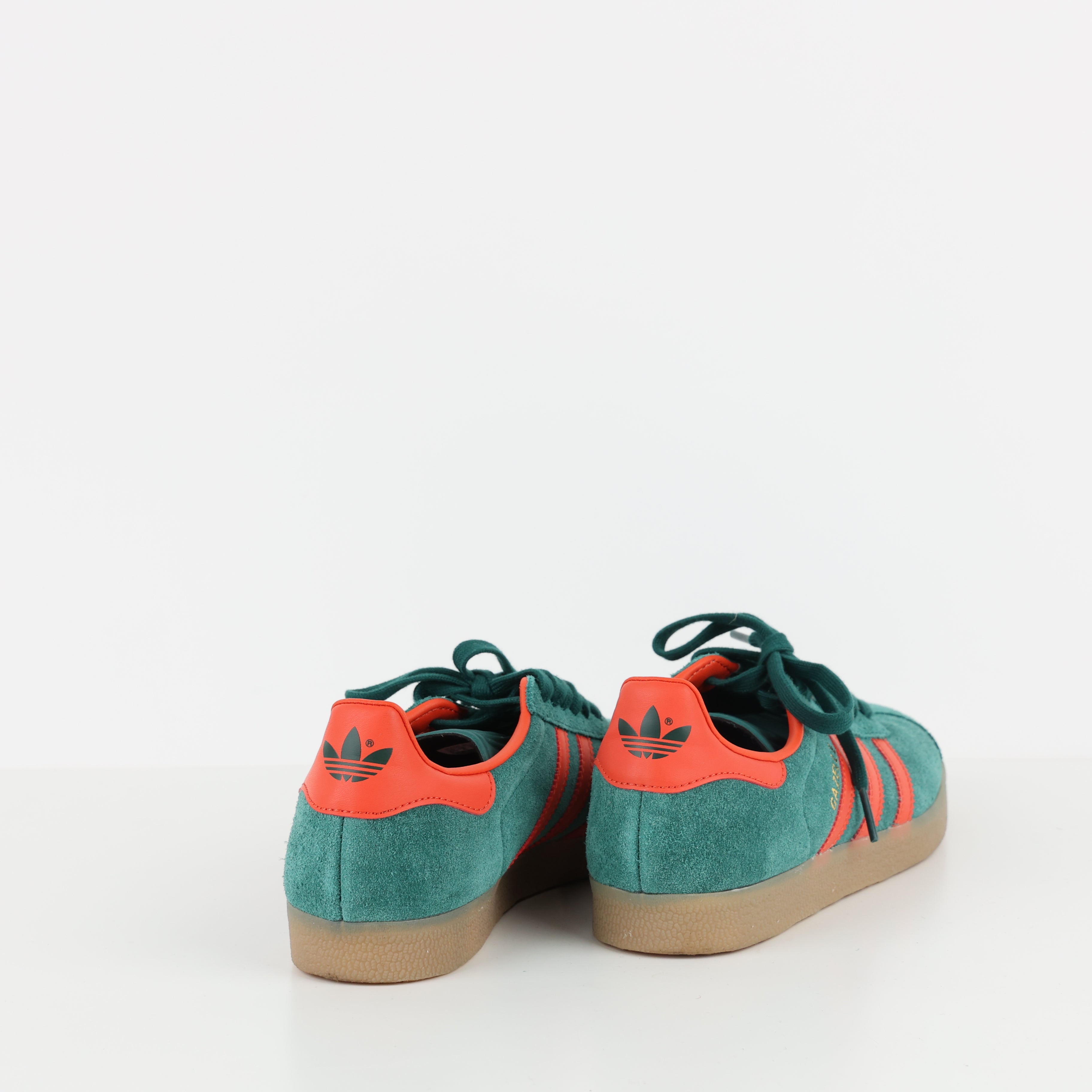 Trainers , Shoe Size 39