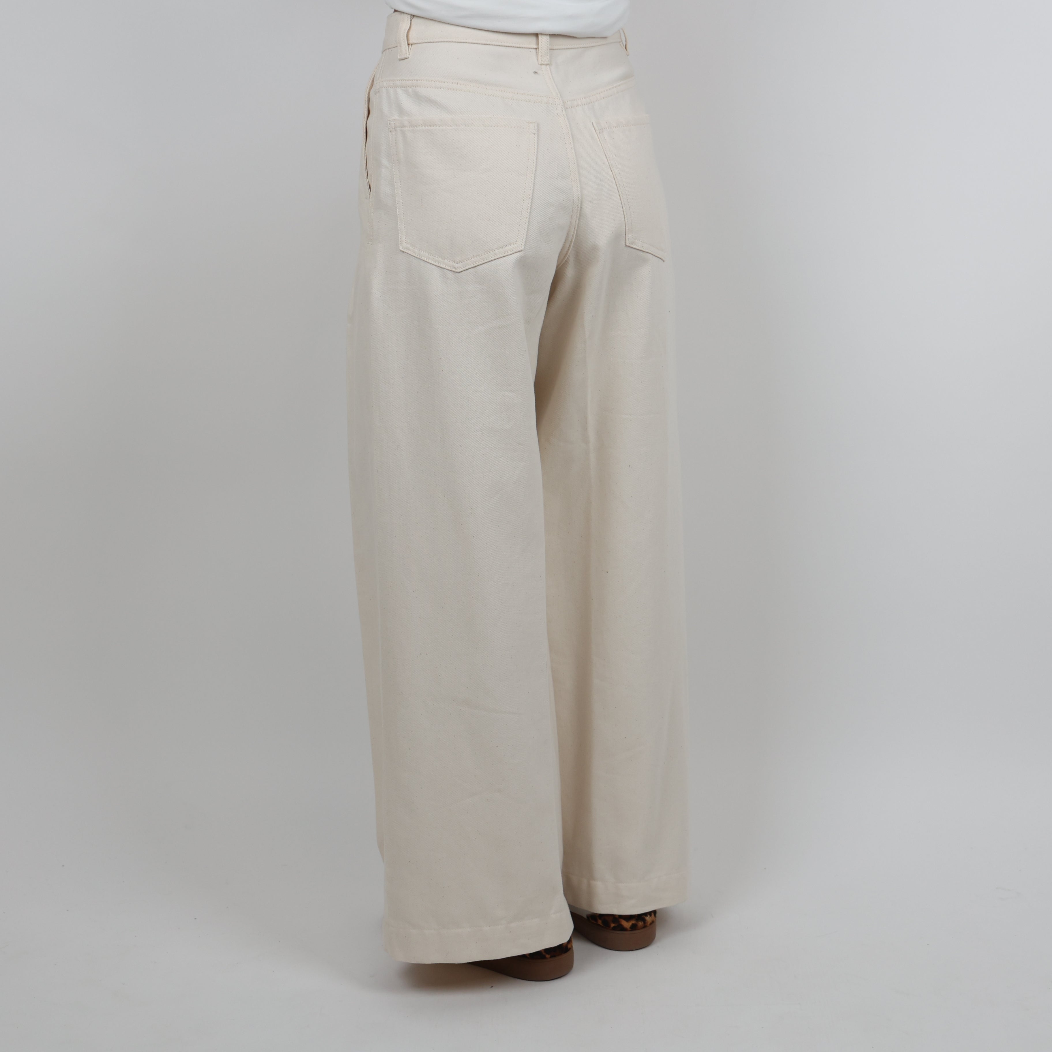 Jeans, Waist 26