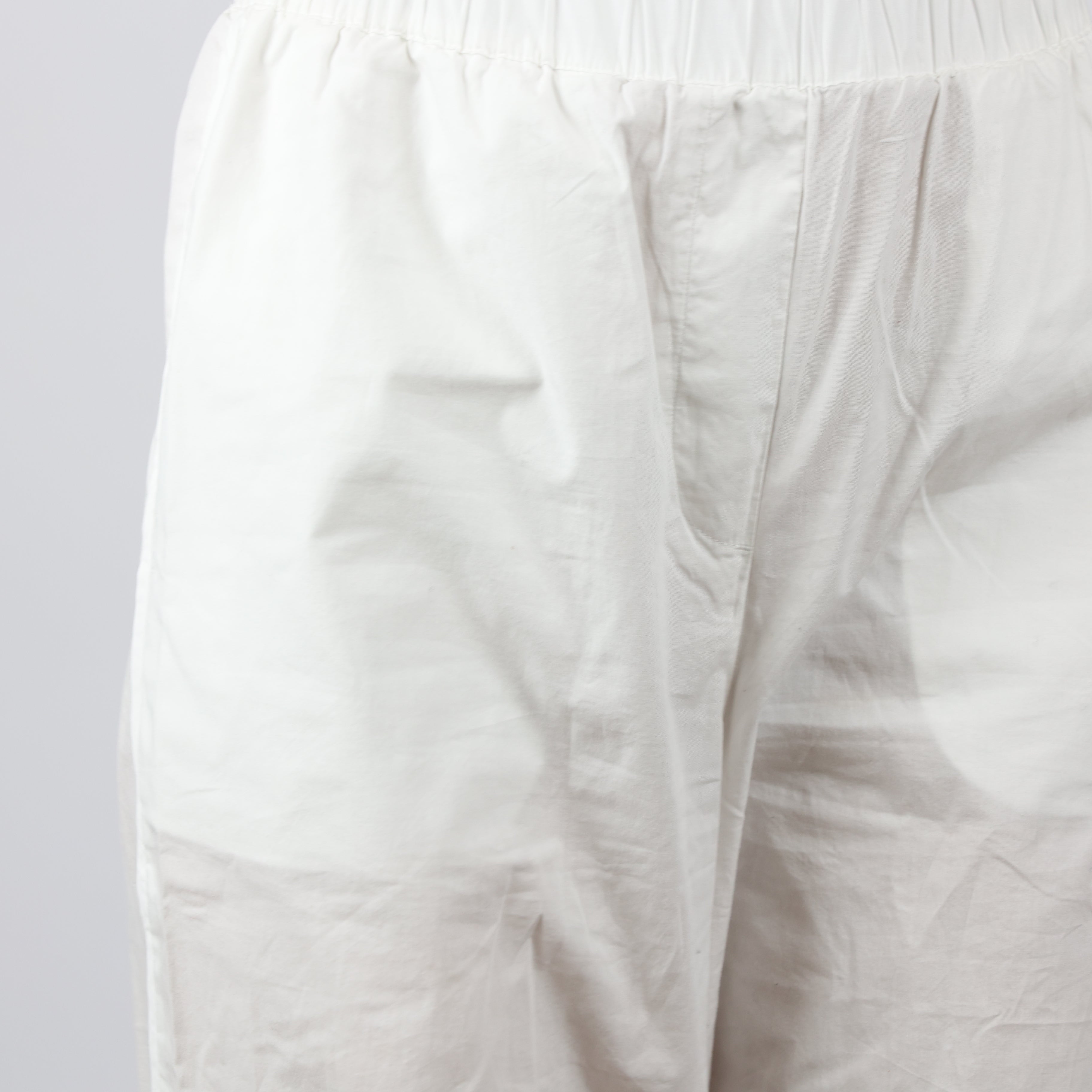 Trousers, UK Size 6