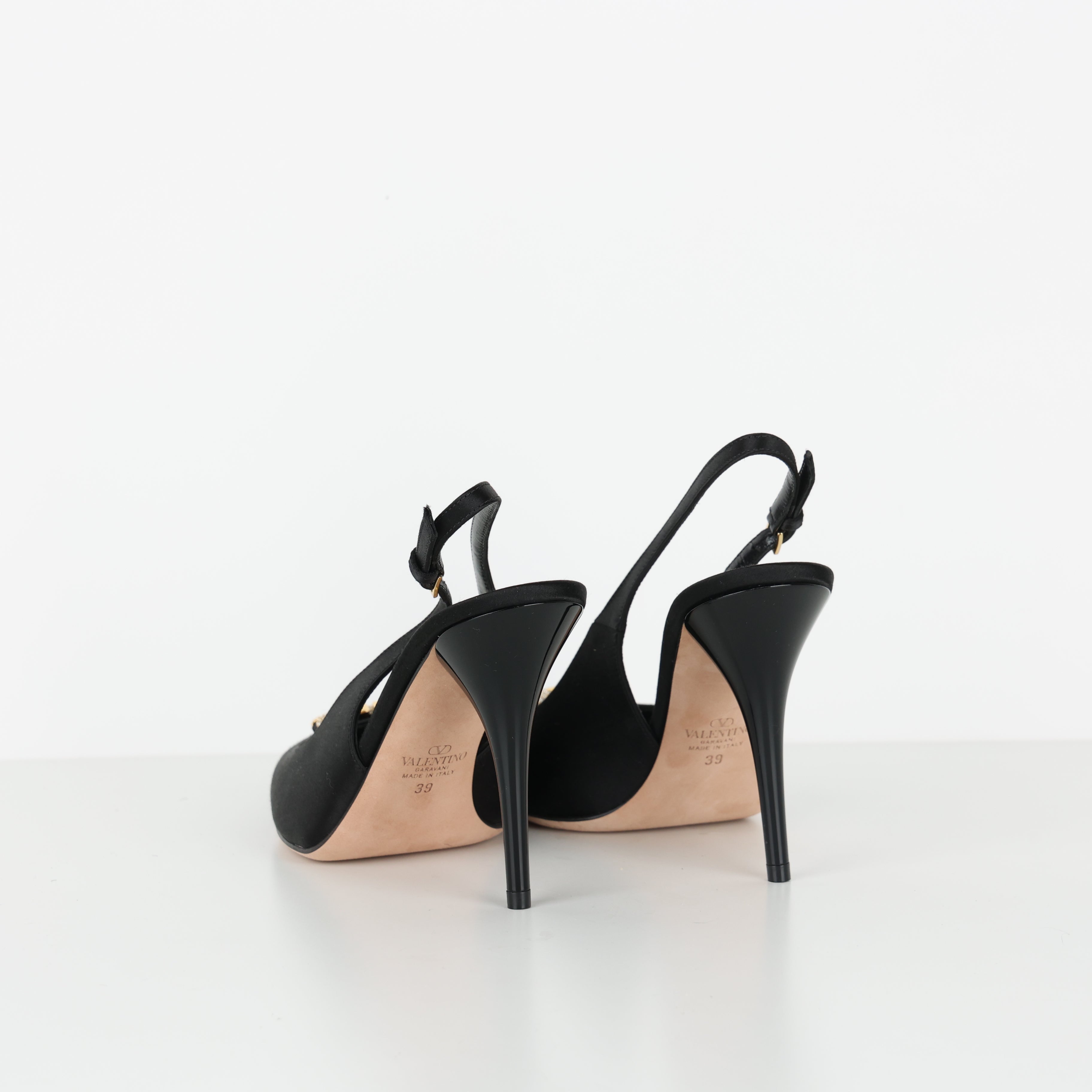 Heels , Shoe Size 39