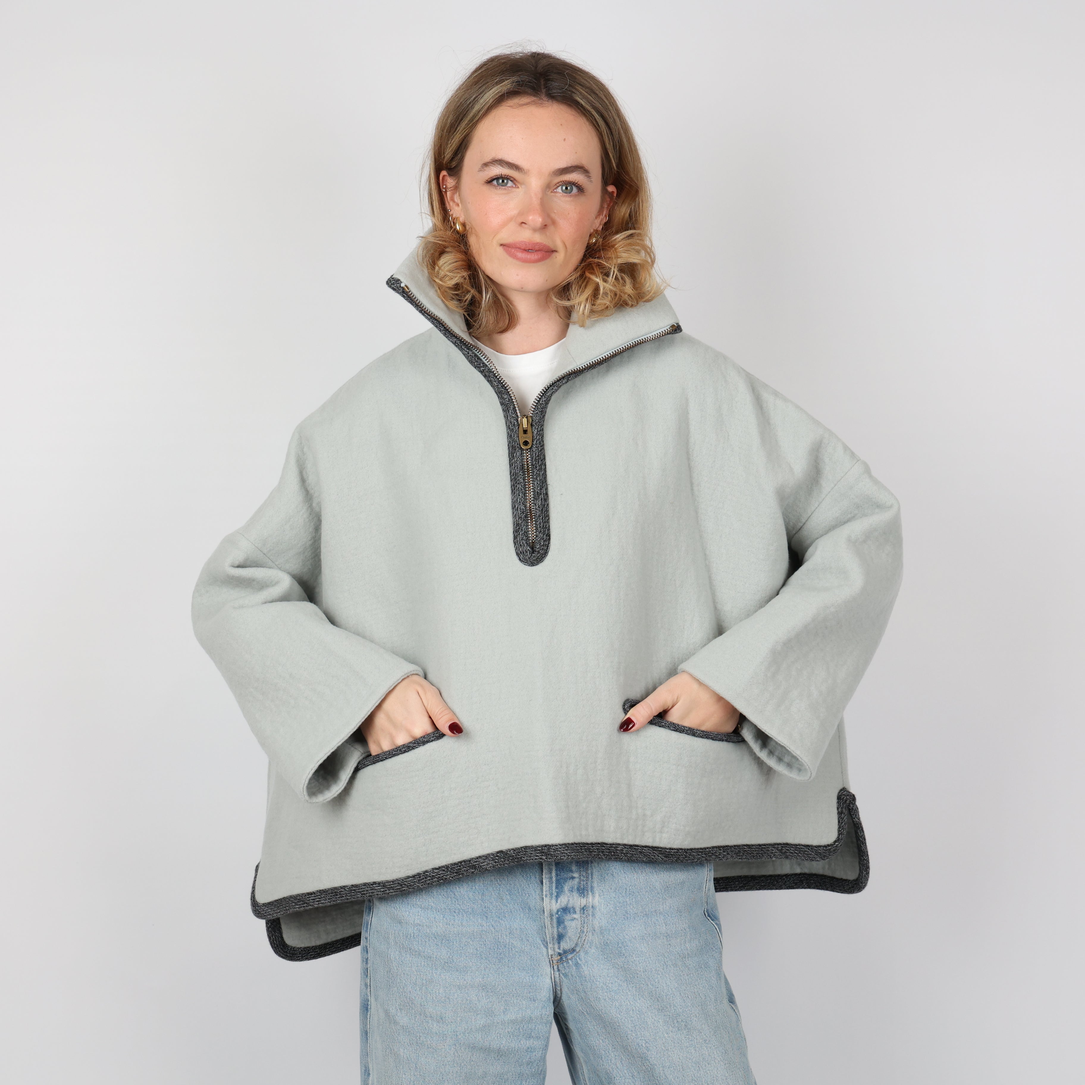 Sweatshirt, UK Size 8