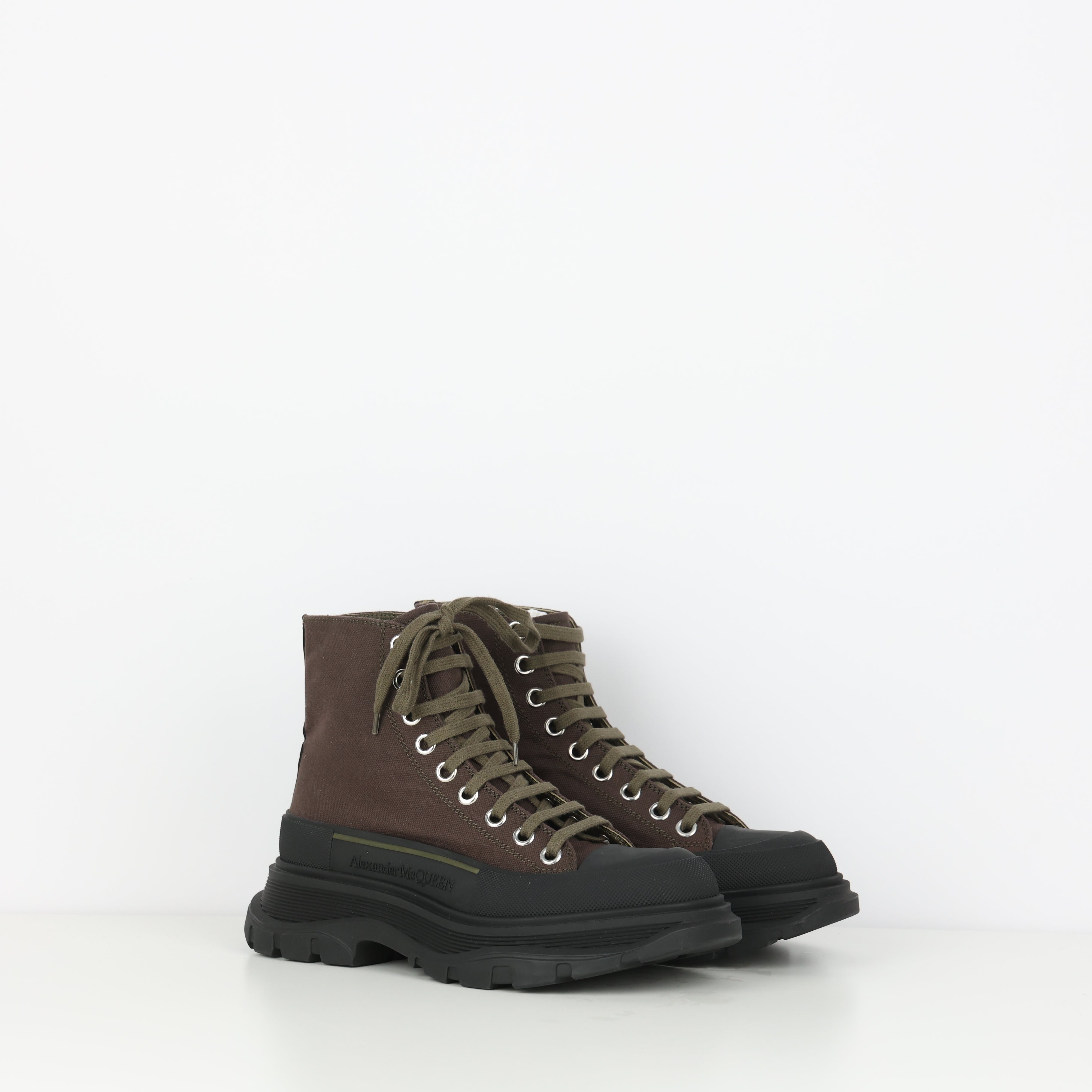 Boots , Shoe Size 38