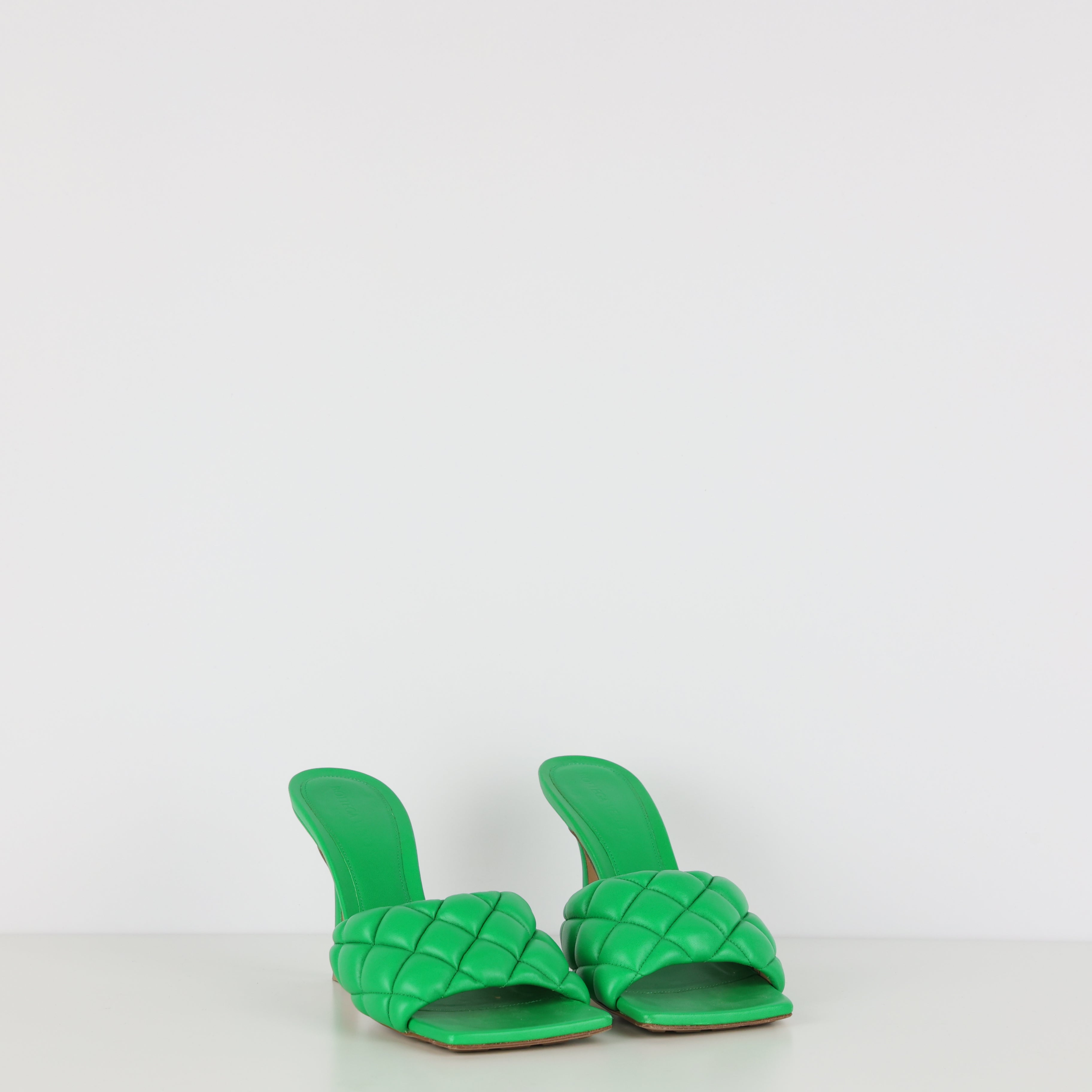 Heels , Shoe Size 37