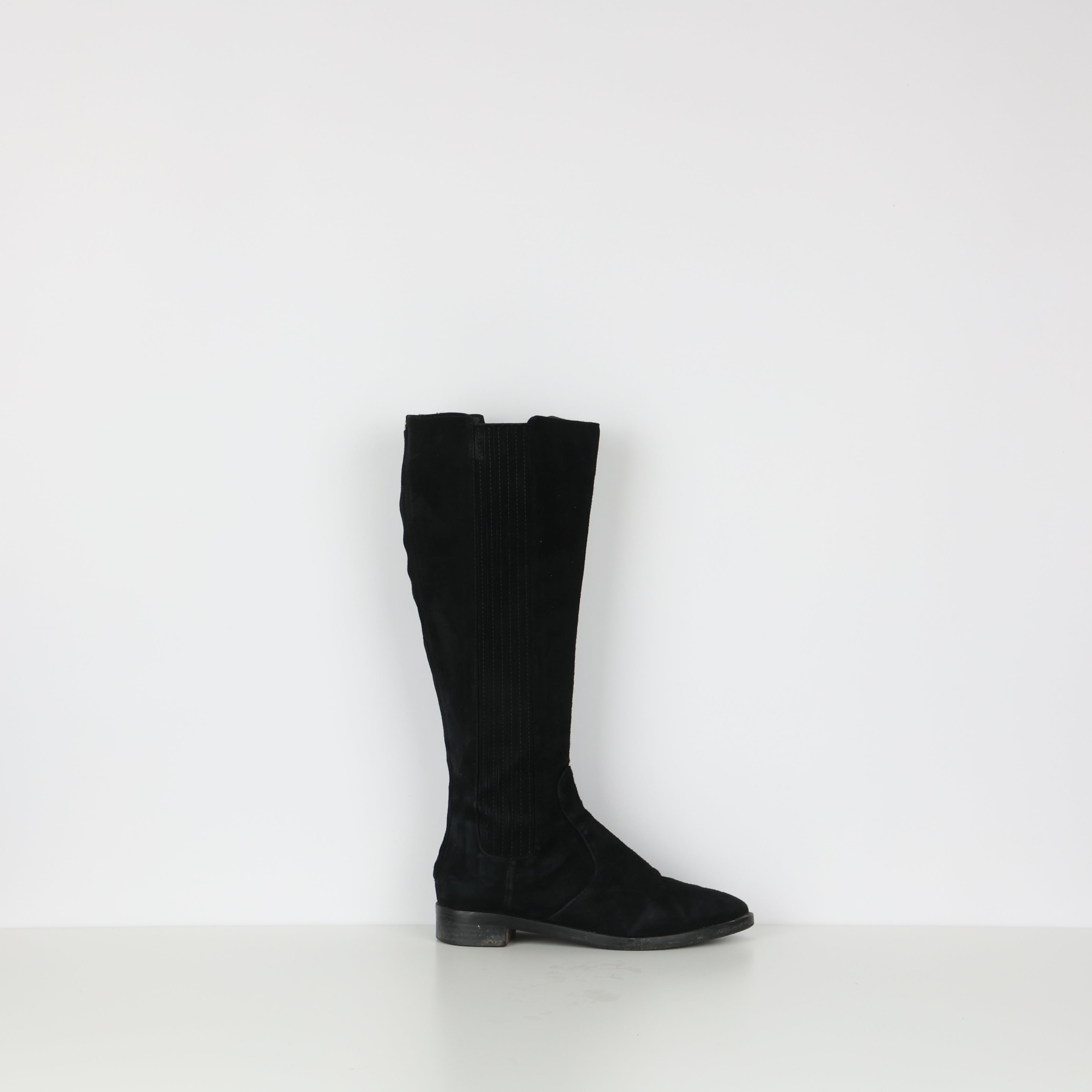 Boots , Shoe Size 37